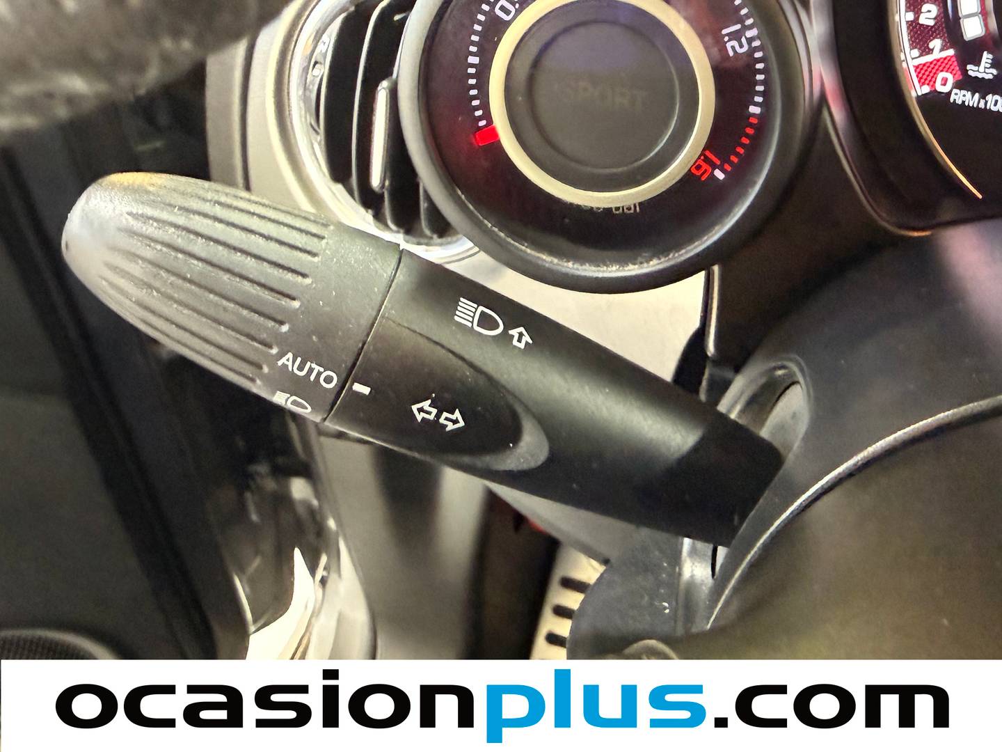 Equipamiento del Abarth 500 Abarth 500 1.4 16v T-Jet 595 (165 CV)