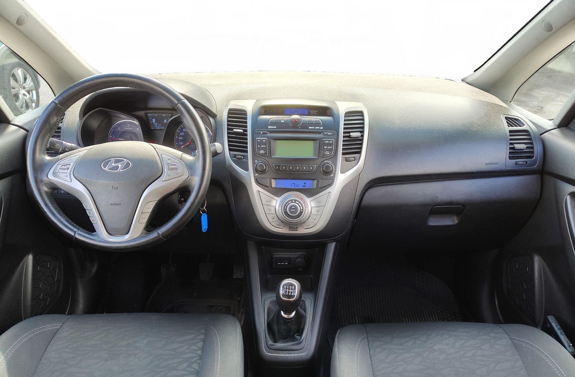 Hyundai ix20 1.6 CRDi Bluedrive Tecno - foto 7