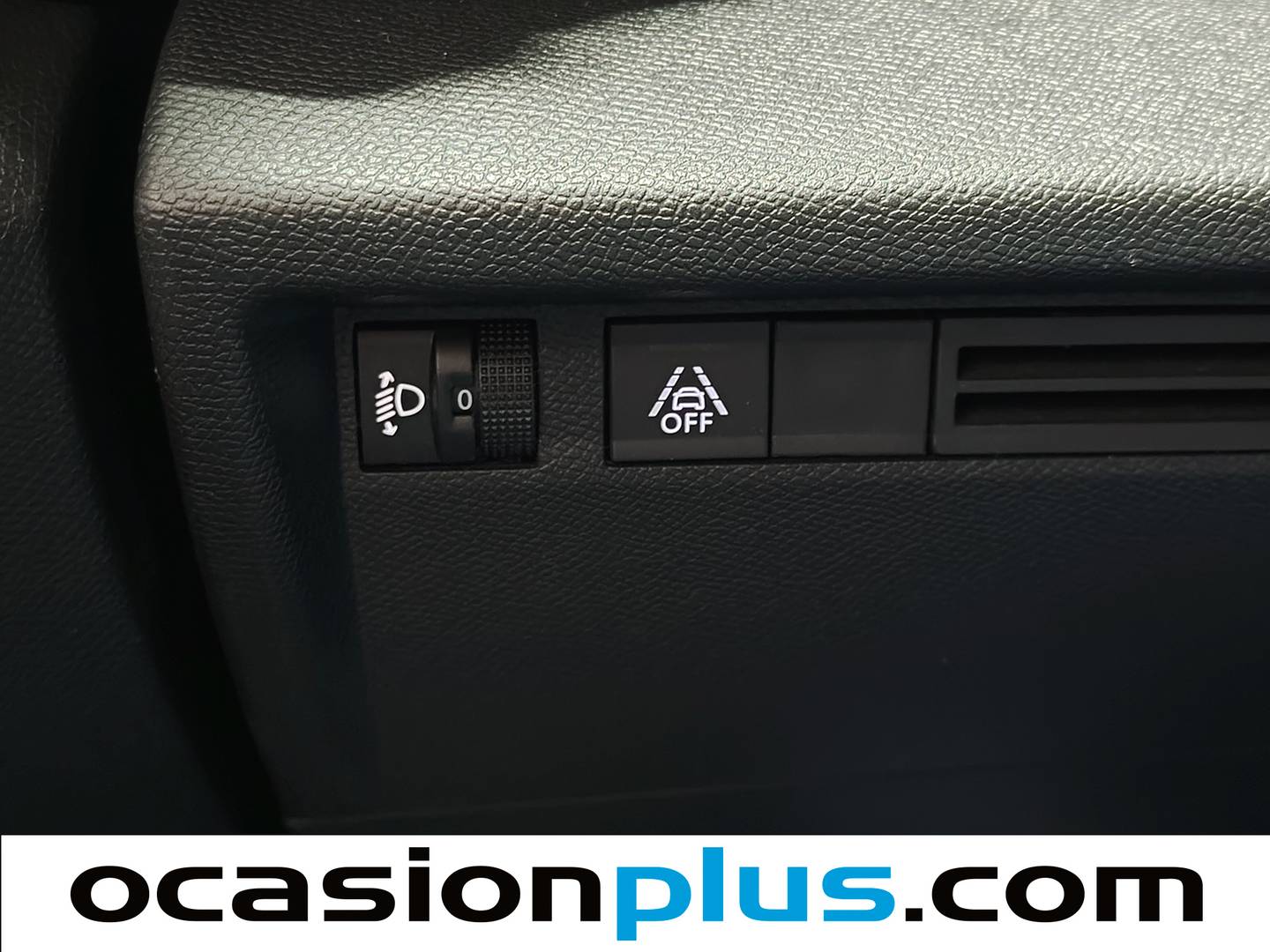 Extras del Citroën C4 Citroën C4 PureTech 130 S&S 6v Feel Pack (130 CV)