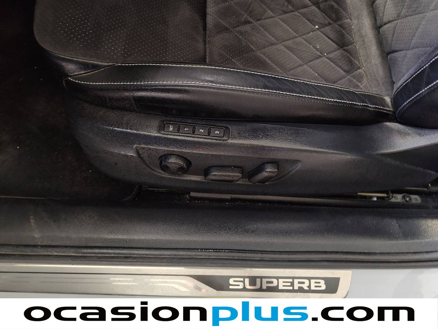 Skoda Superb Skoda Superb 1.5 TSI Sport Line Plus DSG (150 CV) 150cv