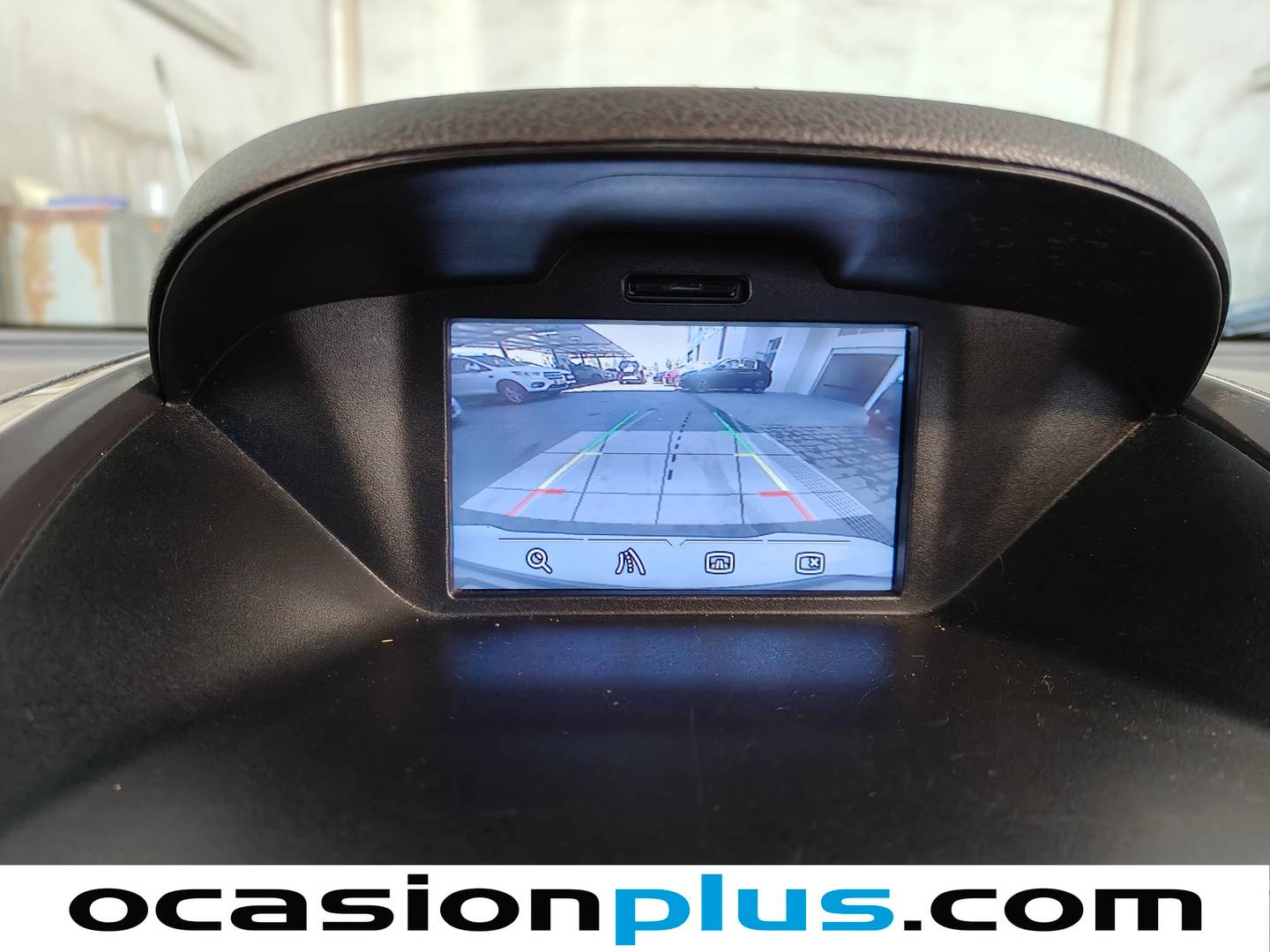 Equipamiento del Ford Tourneo Courier Ford Tourneo Courier 1.0 EcoBoost Titanium (100 CV)