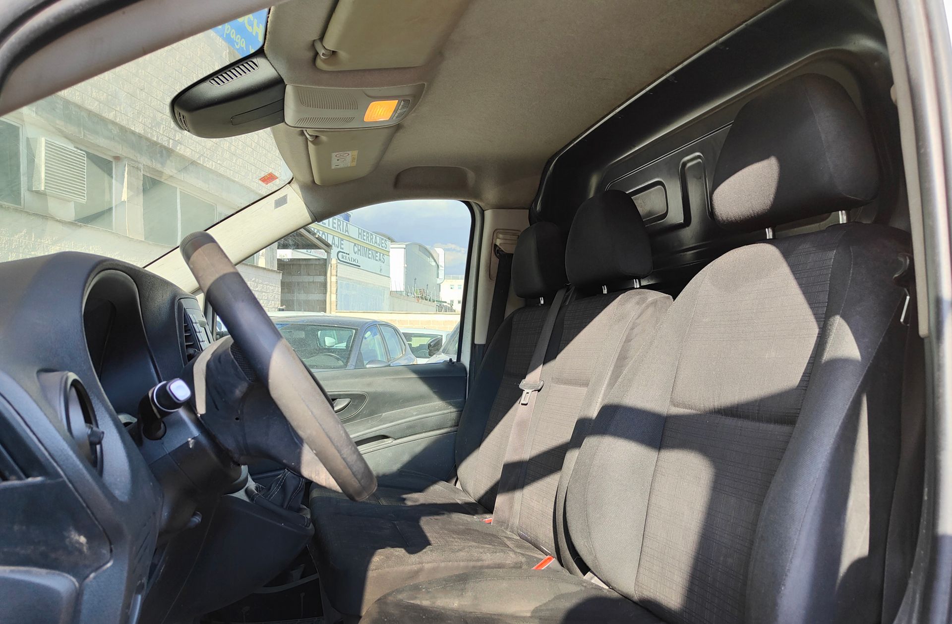 Mercedes-Benz Vito Furgon 111 CDI Larga - foto 8