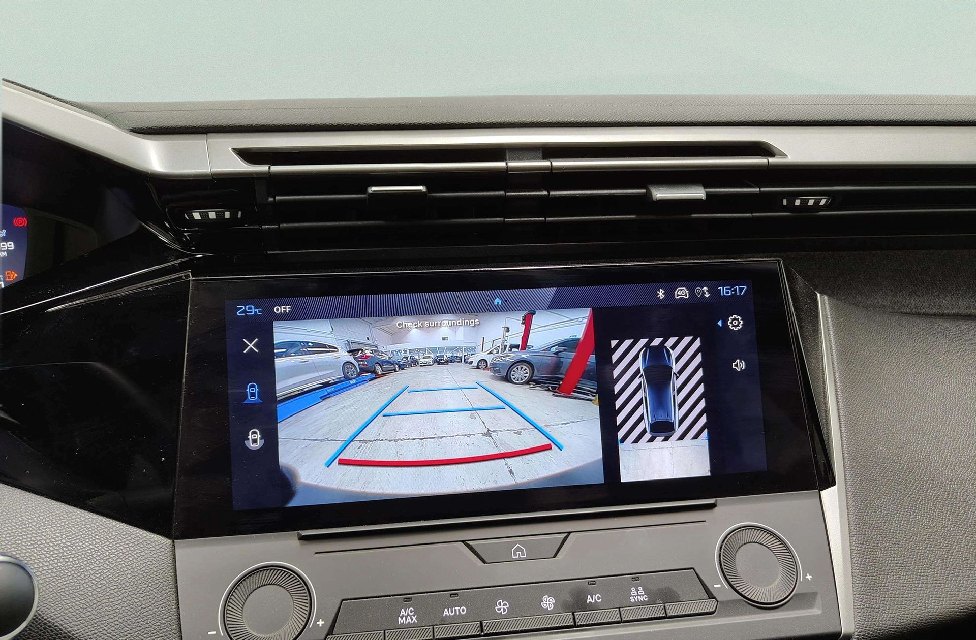 Peugeot 408 Allure Hybrid 145 eDCS6 - foto 9