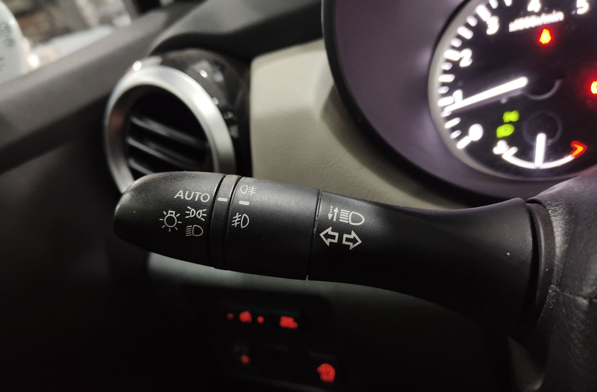 Nissan Micra IG-T 92 Acenta Sprint - foto 20