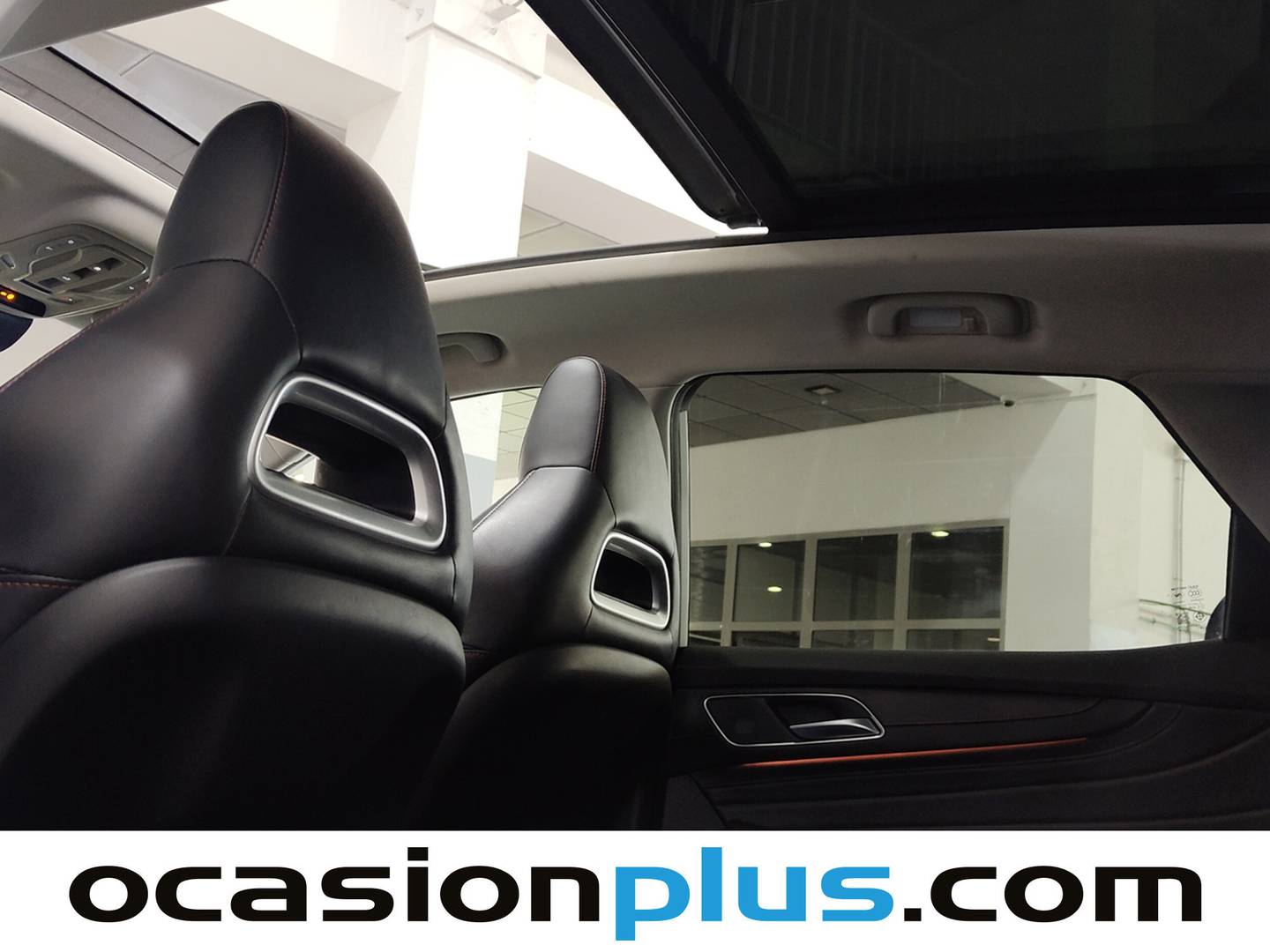 Extras y acabados del MG eHS MG eHS 1.5 T-GDI PHEV Luxury (258 CV)
