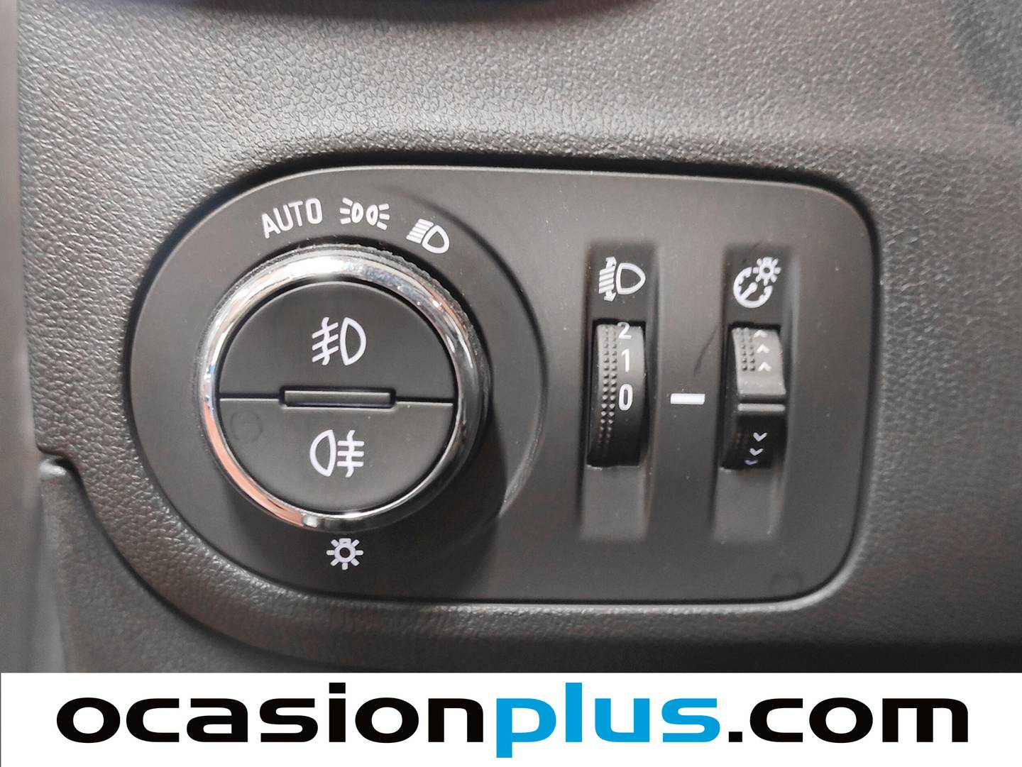 Opel Crossland X Opel Crossland X 1.5 D S&S Design Line 120 Aniversario (102 CV) de ocasión