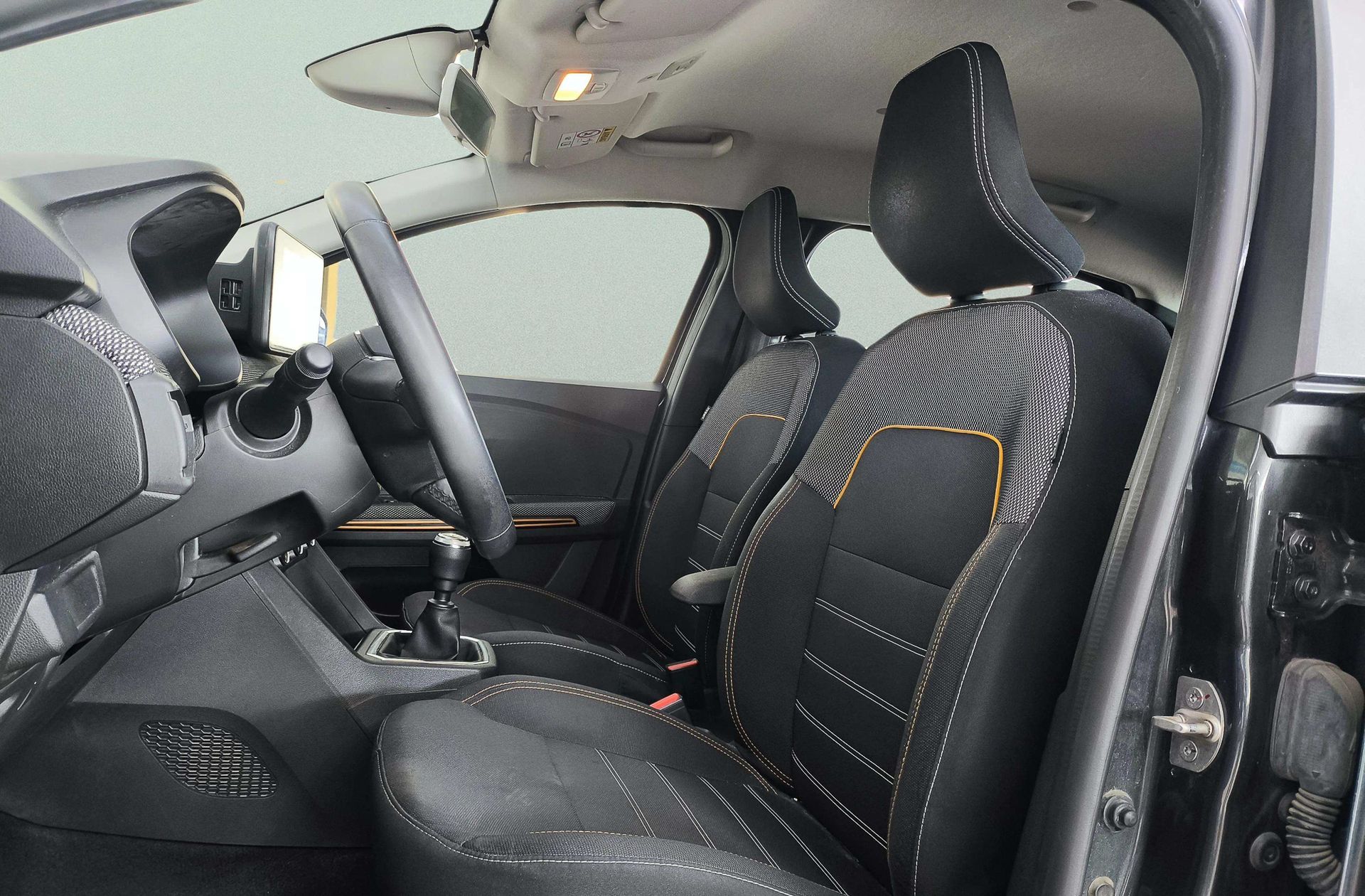 Dacia Sandero Stepway Comfort TCe - foto 9