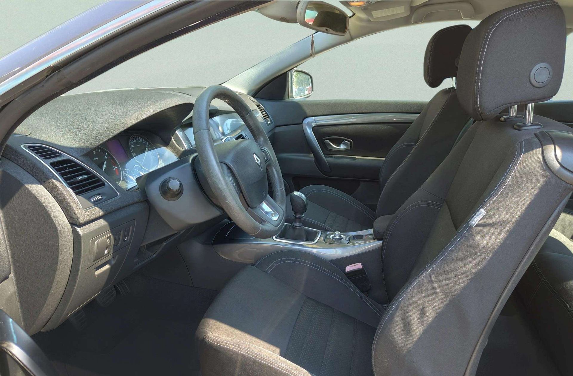 Renault Laguna Coupe Emotion Plus FAP eco2 dCi - foto 9