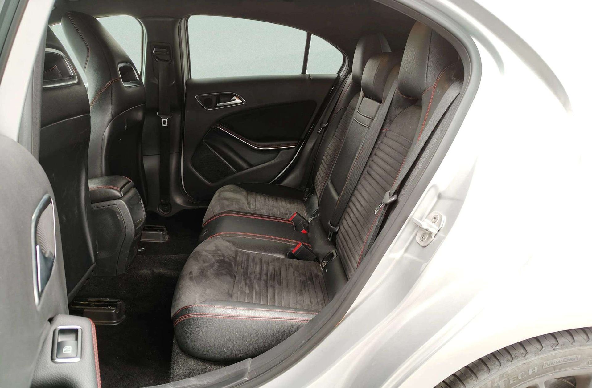 Mercedes-Benz Clase A 200 CDI AMG Line - foto 12