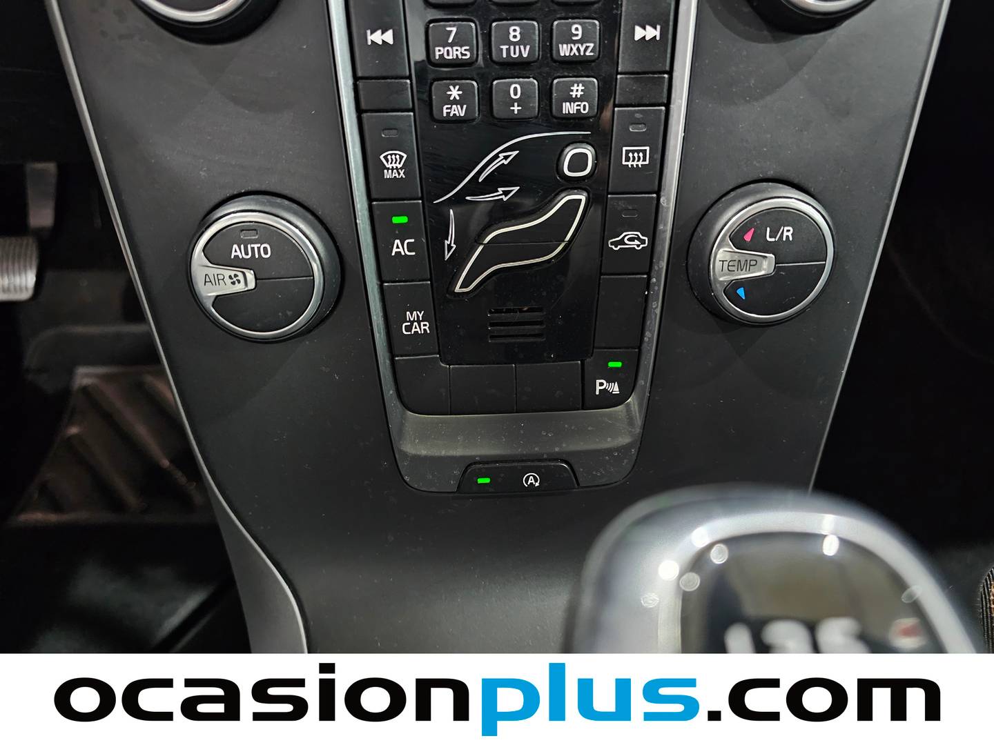 Extras y acabados del Volvo V40 Cross Country Volvo V40 Cross Country D2 Plus (120 CV)