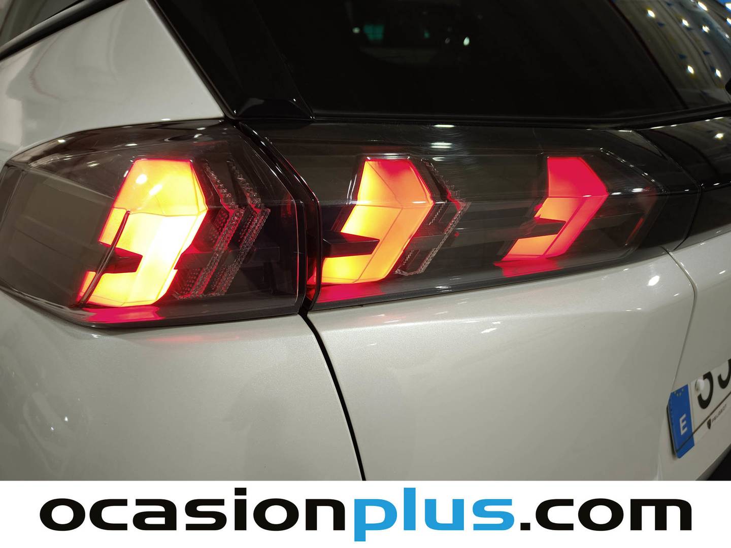 Acabados Peugeot 2008 Peugeot 2008 PureTech 100 S&S Allure Pack (100 CV)