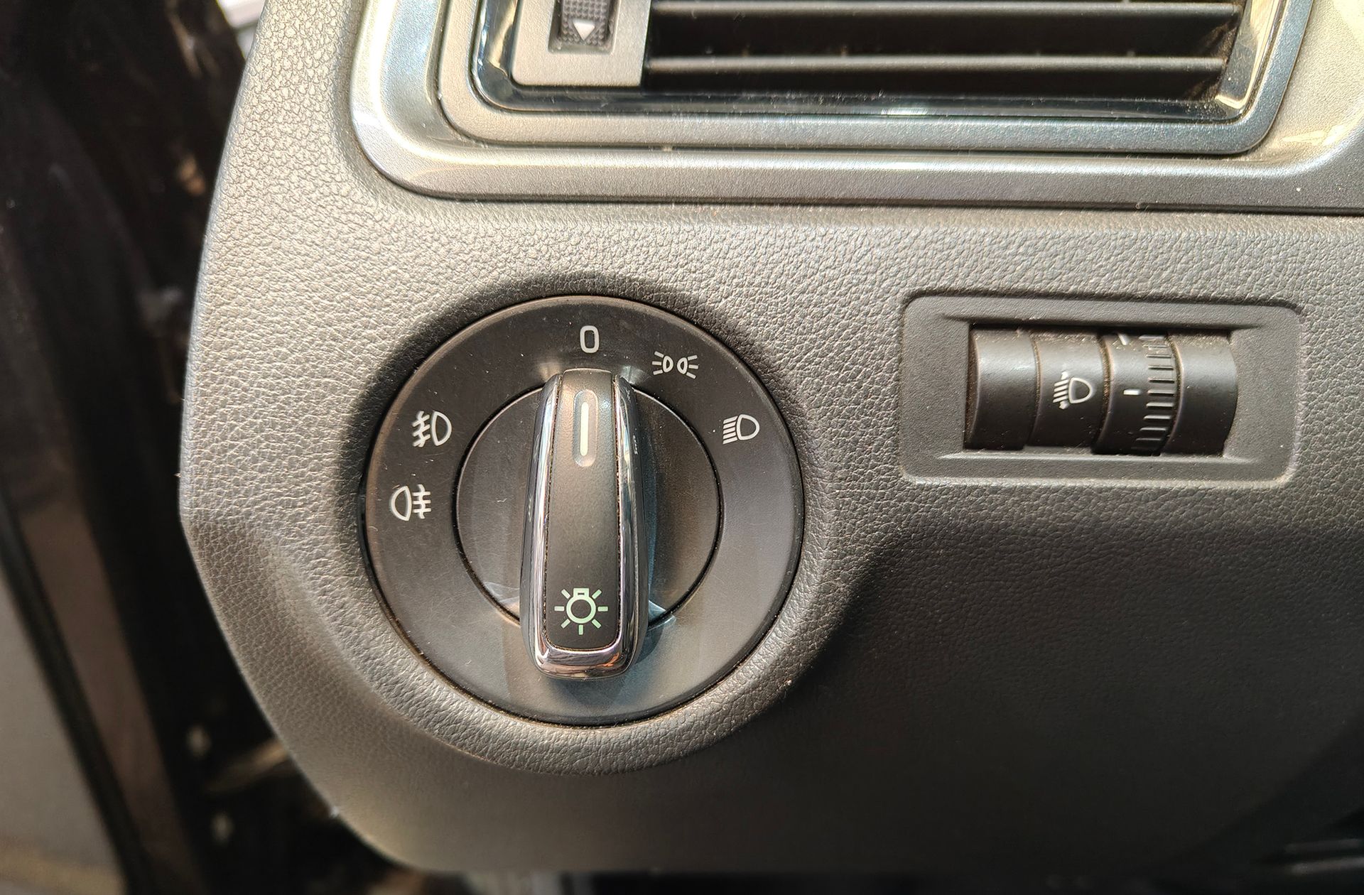 Škoda Spaceback 1.6 TDI CR Ambition - foto 7