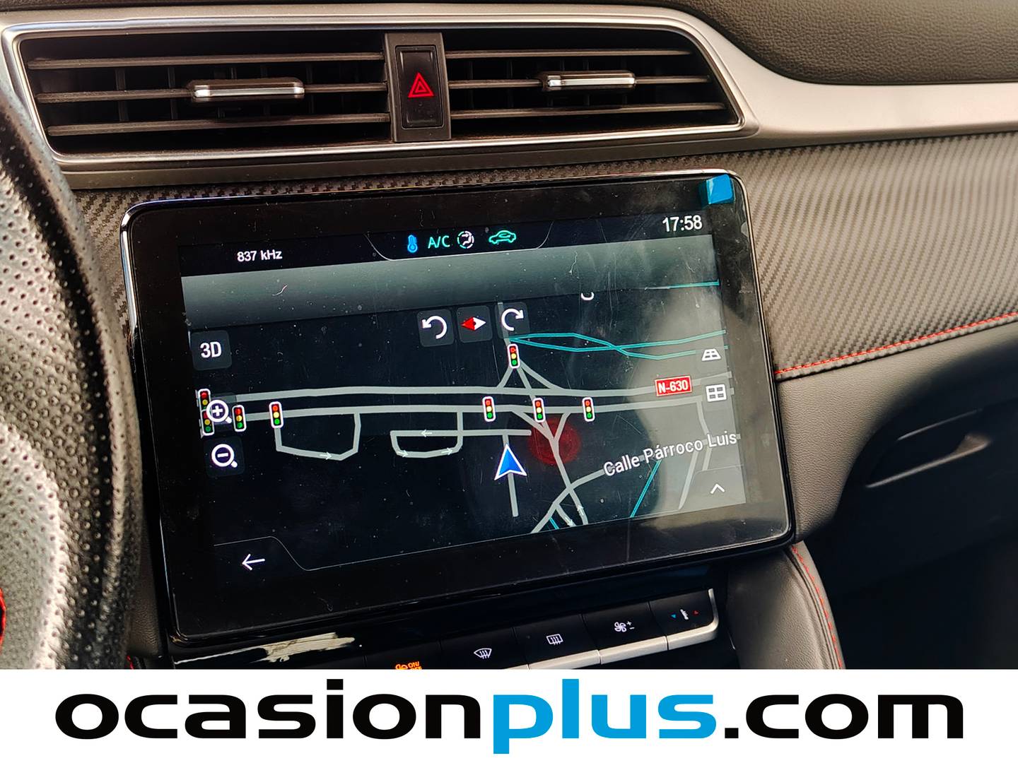 Extras y acabados del MG ZS MG ZS 1.0T Luxury Auto (111 CV)
