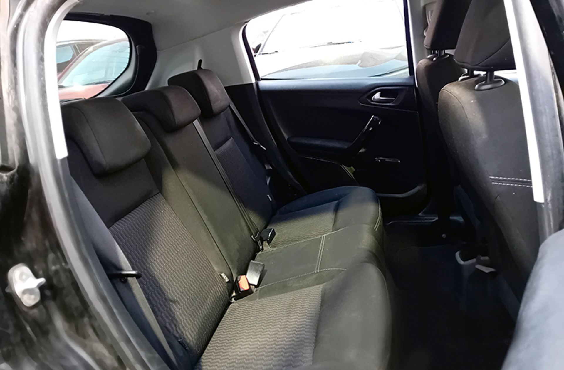 Peugeot 208 Active 1.2L PureTech - foto 14