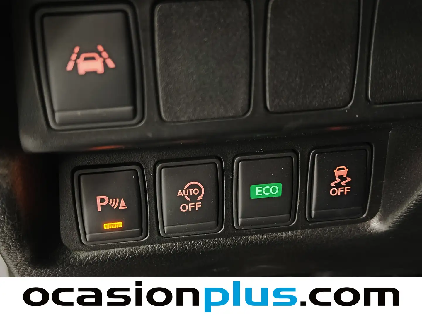 Foto Nissan QASHQAI Nissan Qashqai DIG-T 115 Tekna 4x2 Xtronic (115 CV)