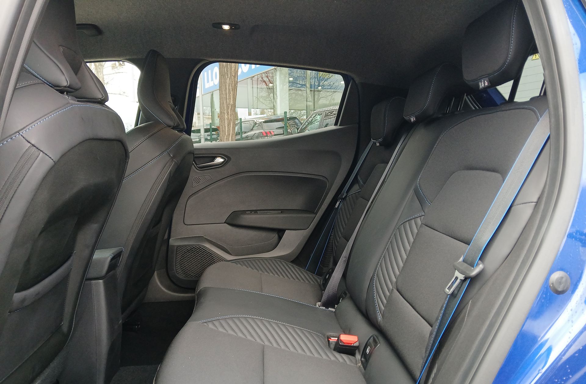 Renault Clio Esprit Alpine E-Tech - foto 11