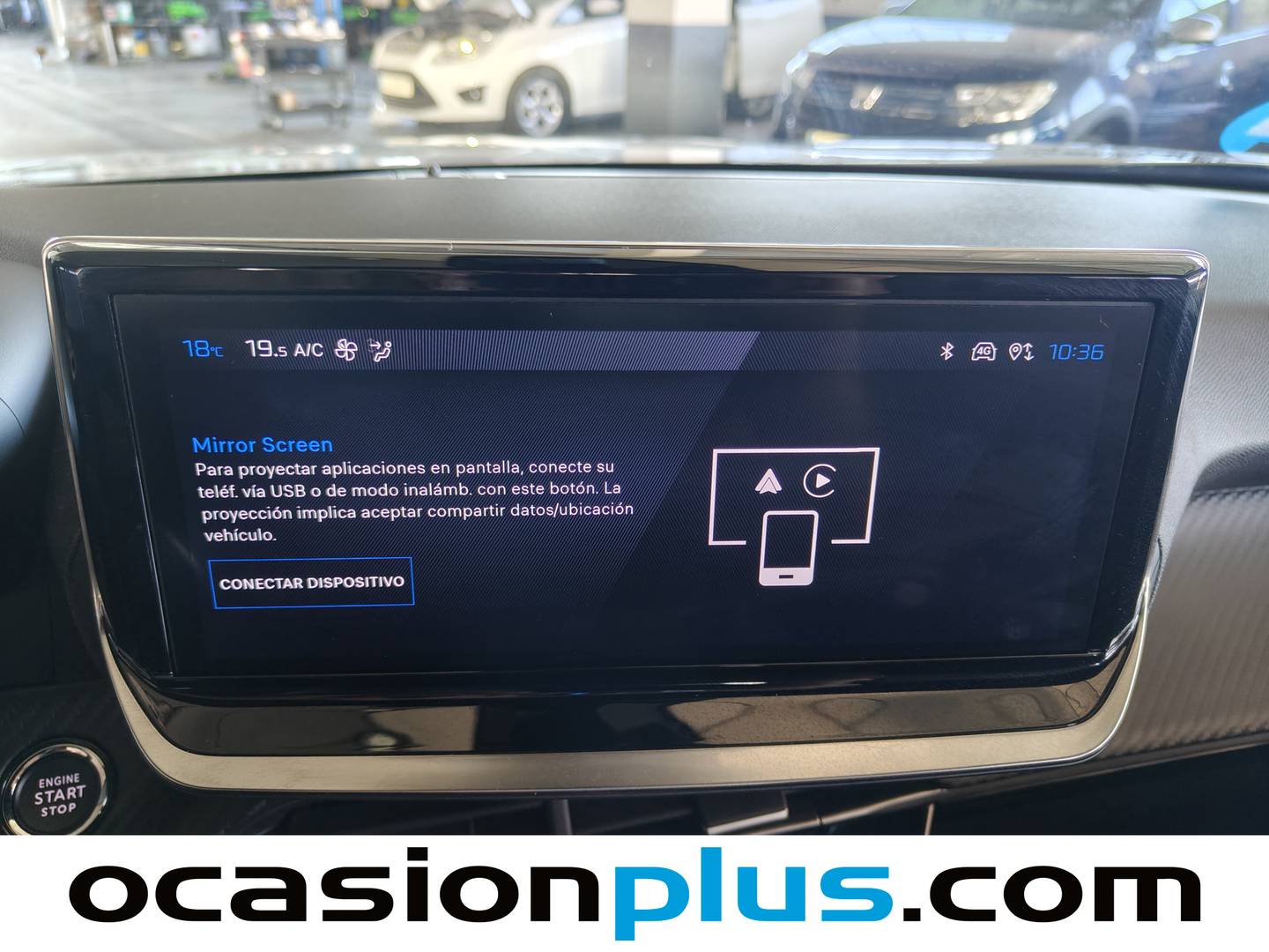 Foto Peugeot 2008 Peugeot 2008 Allure Hybrid eDCS6 (145 CV)