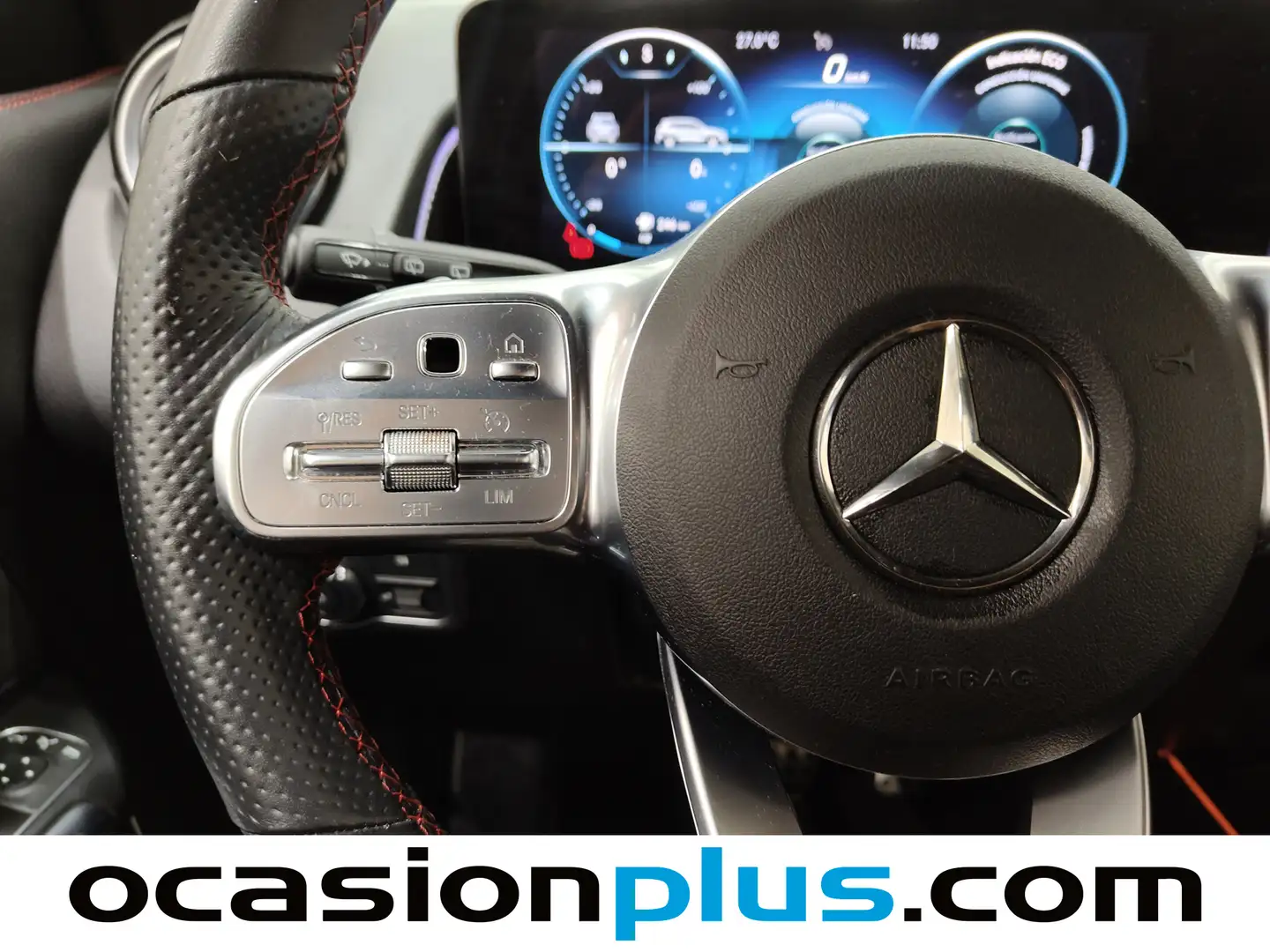 Foto Mercedes GLB Mercedes-Benz GLB 200 d 4Matic Pack AMG (150 CV)