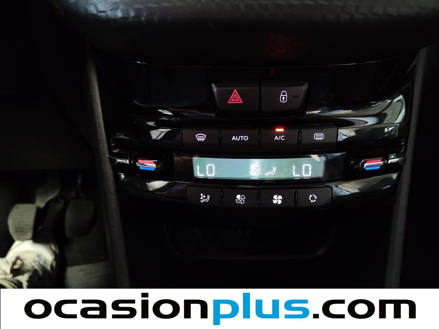 Acabados Peugeot 2008 Peugeot 2008 BlueHDi 100 S&S Allure (100 CV)