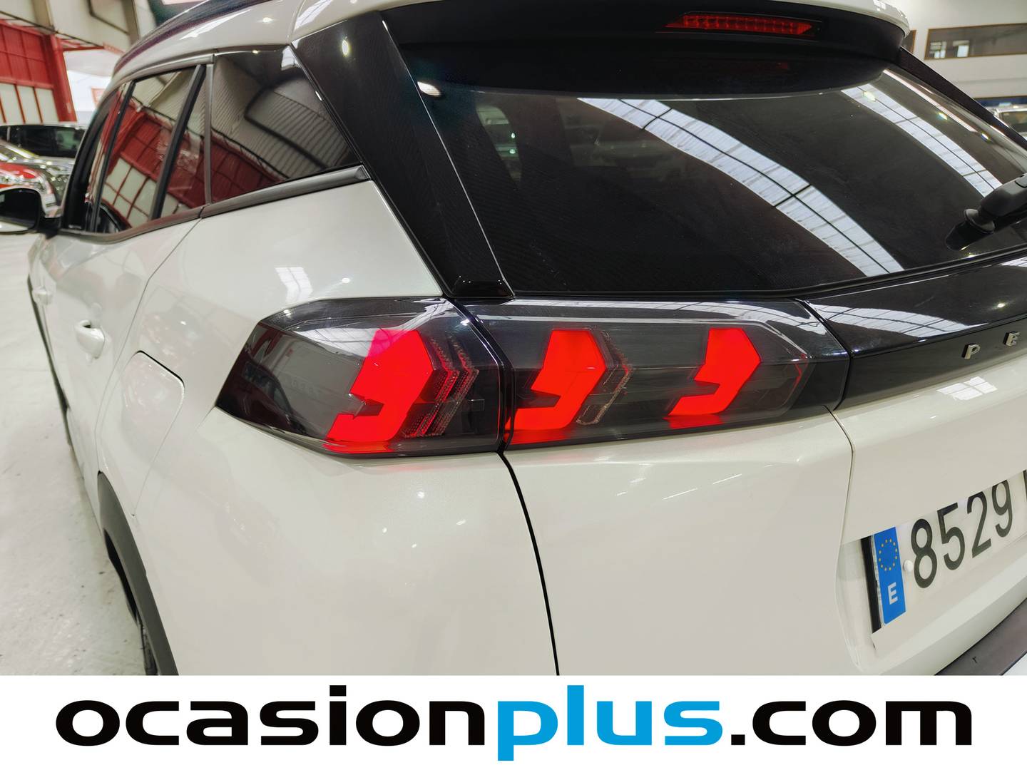 Peugeot 2008 Peugeot 2008 PureTech 130 S&S Allure EAT8 (130 CV) gasolina