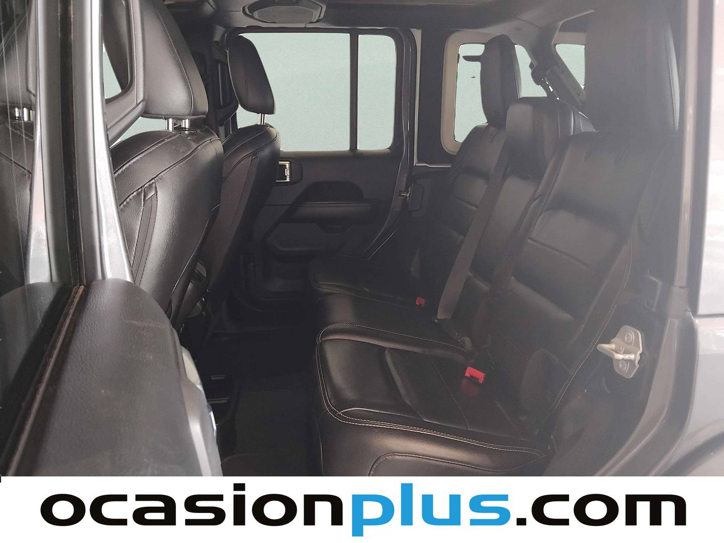 Foto asientos traseros Jeep Wrangler Unlimited Jeep Wrangler 2.0T GME Sahara 8ATX (270 CV)