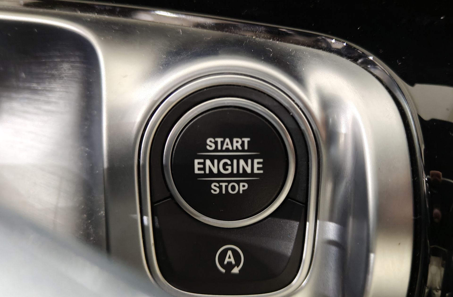 Mercedes-Benz GLB 220 D 4MATIC - foto 28