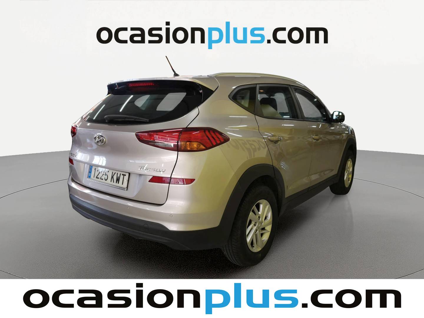 Foto trasera Hyundai Tucson Hyundai Tucson 1.6 GDI BlueDrive Essence 4x2 (132 CV) derecha