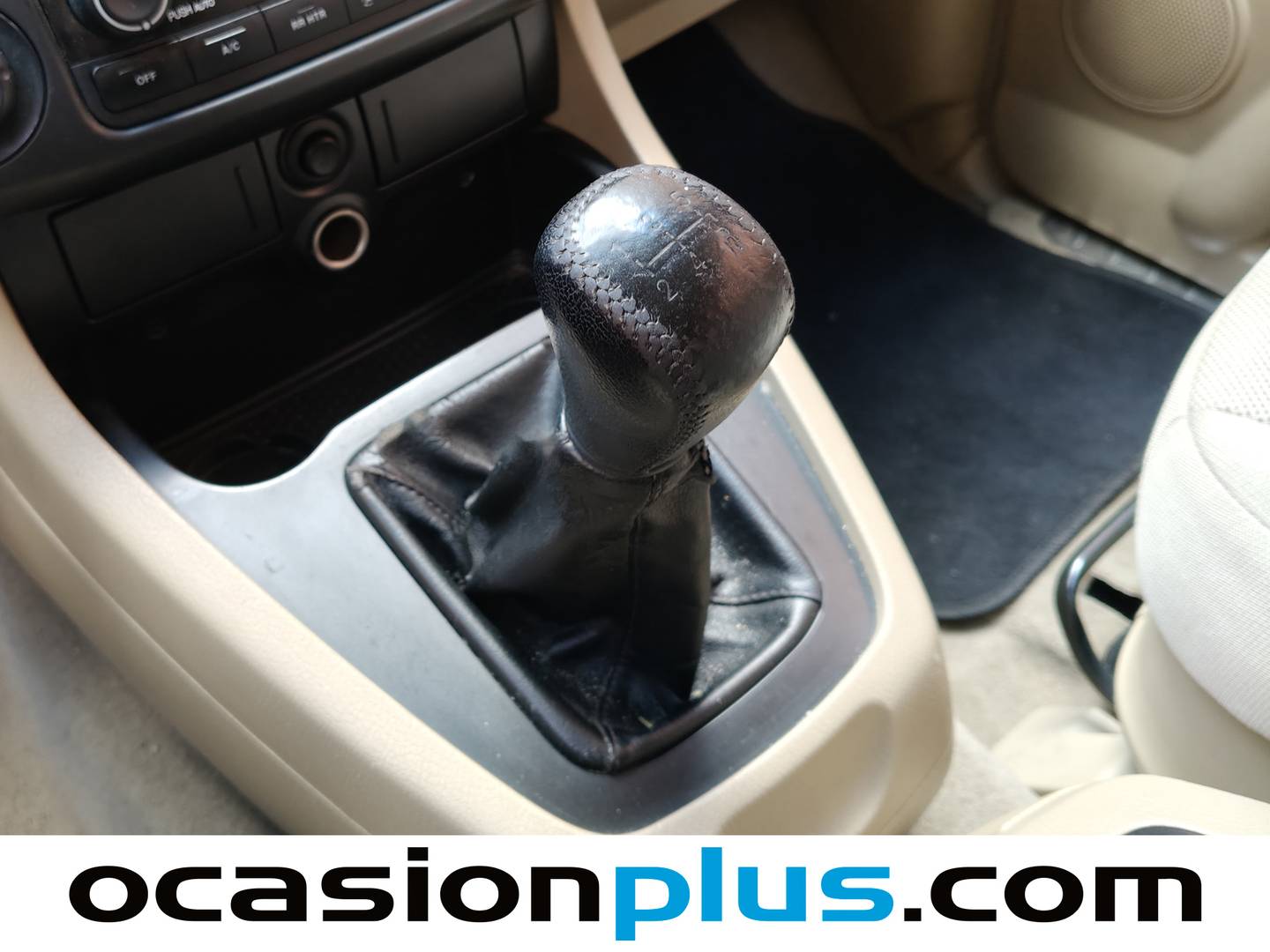 SsangYong Rodius SsangYong Rodius 270 Xdi Premium (165 CV) 7 Plazas de segunda mano