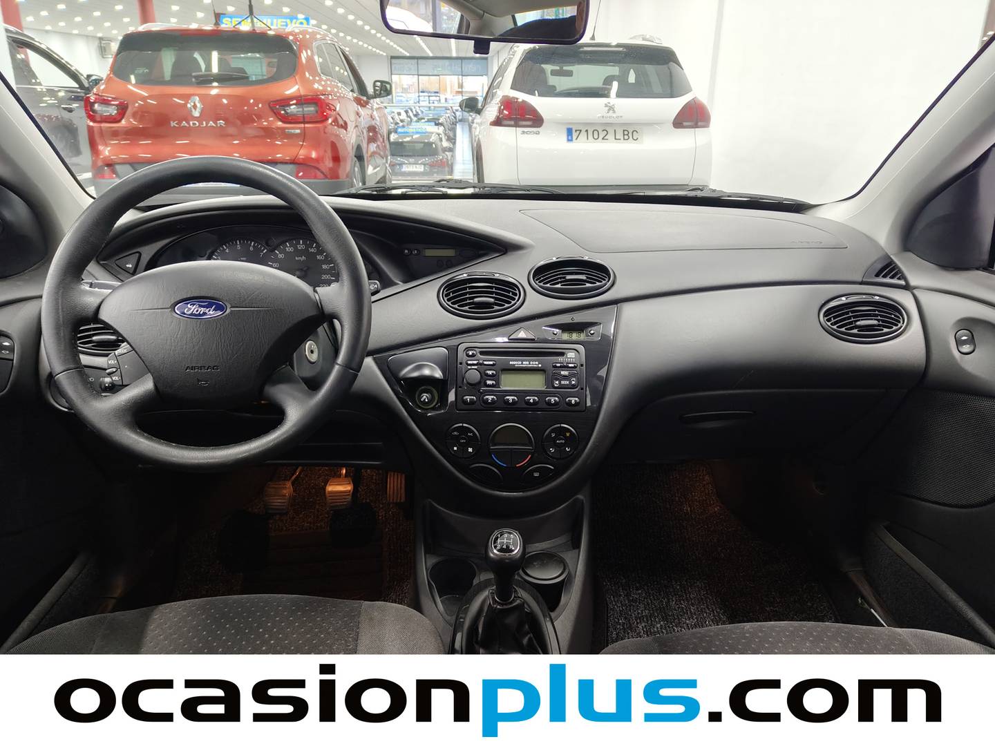Extras y acabados del Ford Focus Ford Focus 1.6 Ghia (100 CV)