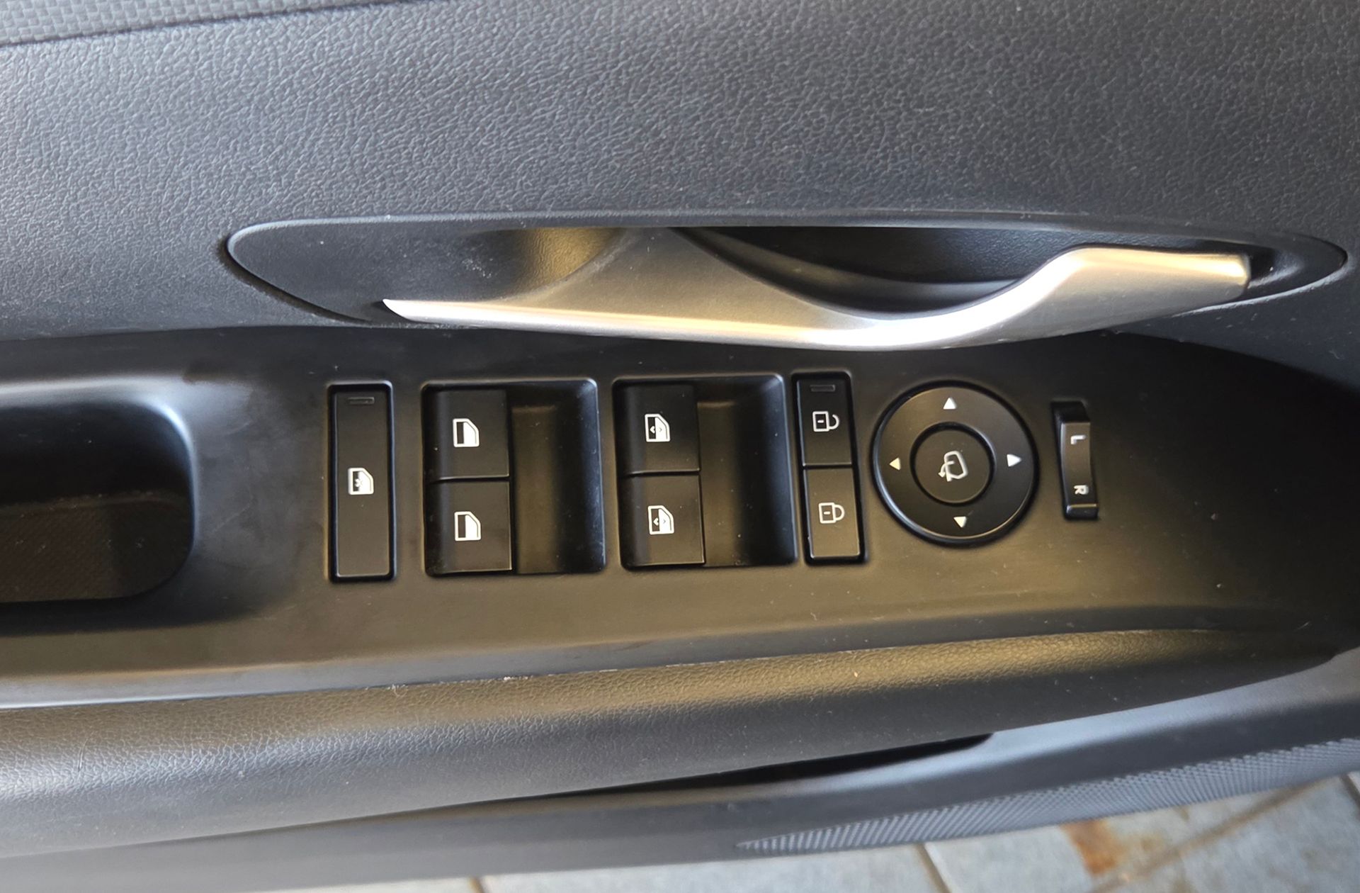 Hyundai Tucson 1.6 T-GDi HEV Klass - foto 32