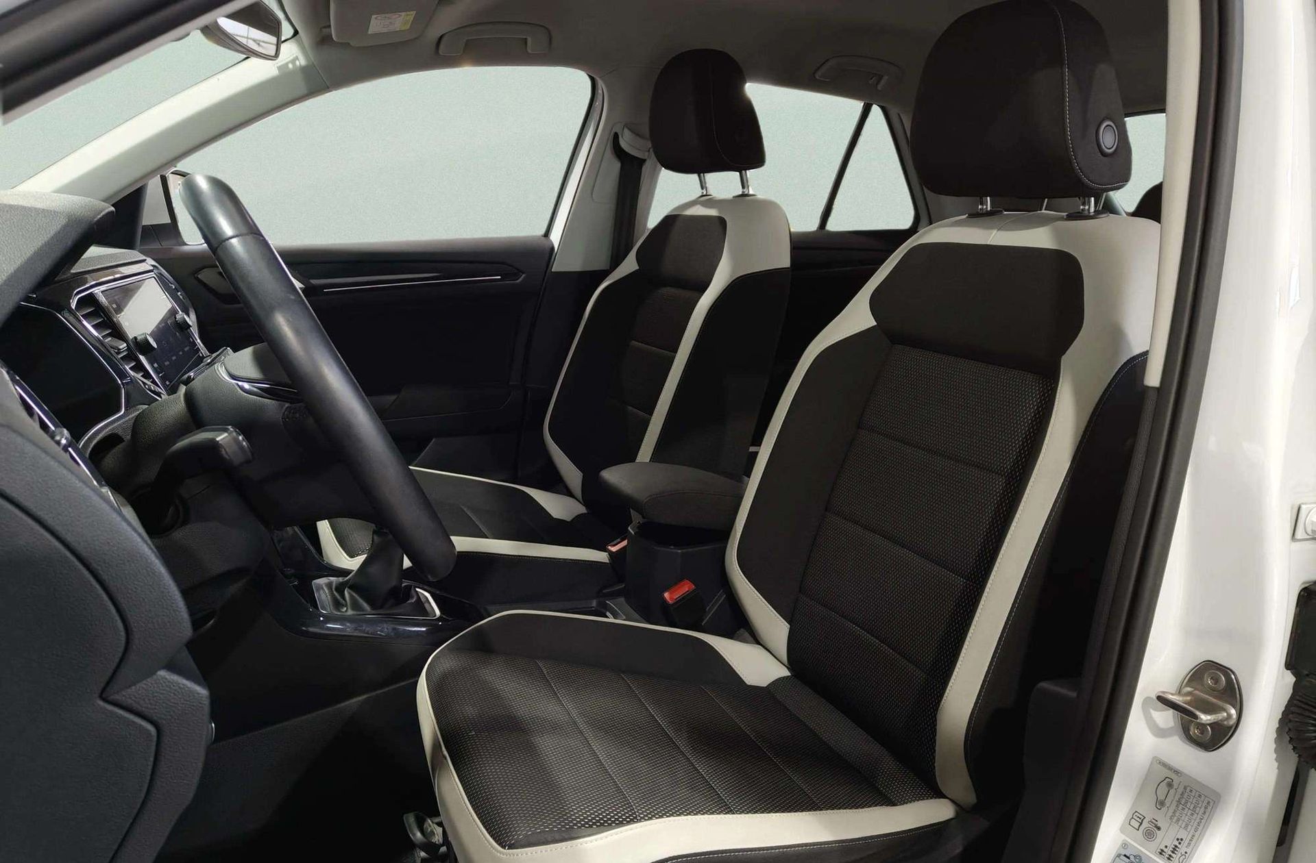 Volkswagen T-Roc Sport 1.5 TSI - foto 10