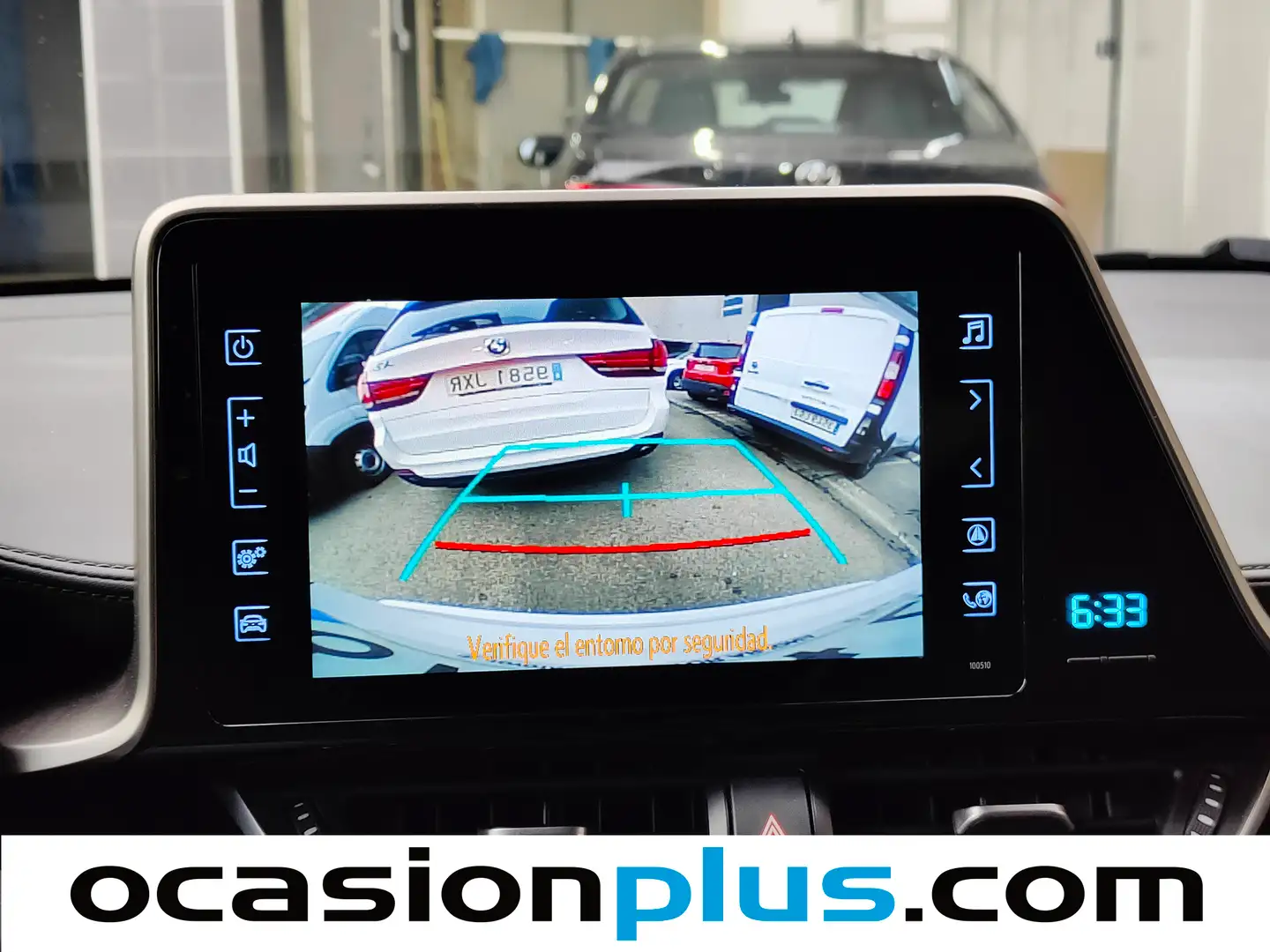 Foto Toyota C-HR Toyota C-HR 1.8 125H Active (122 CV)