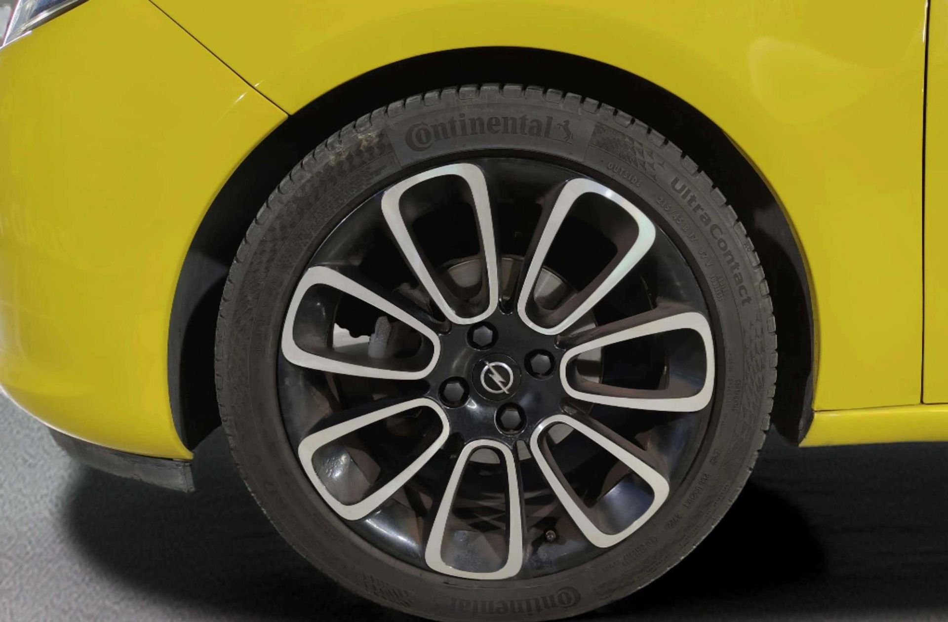 Opel Adam 1.4 XER Slam - foto 33