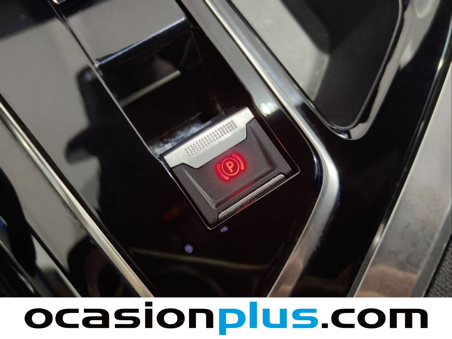 Foto Peugeot 3008 Peugeot 3008 PureTech 130 S&S GT EAT8 (130 CV)