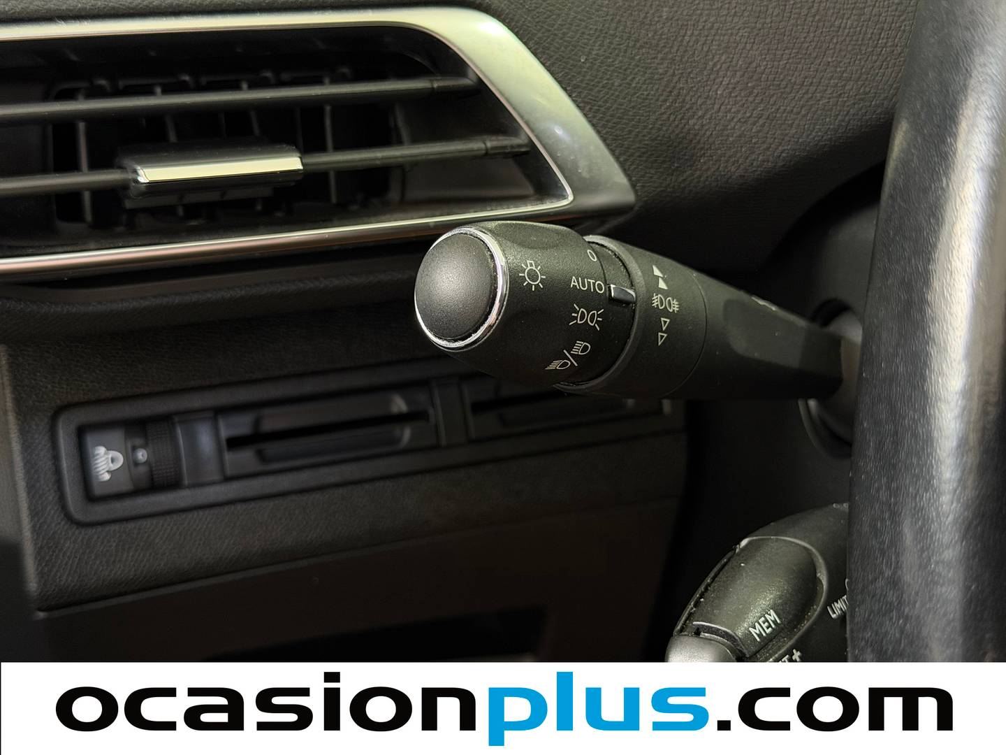 Acabados Peugeot 3008 Peugeot 3008 BlueHDI 130 S&S Allure (130 CV)