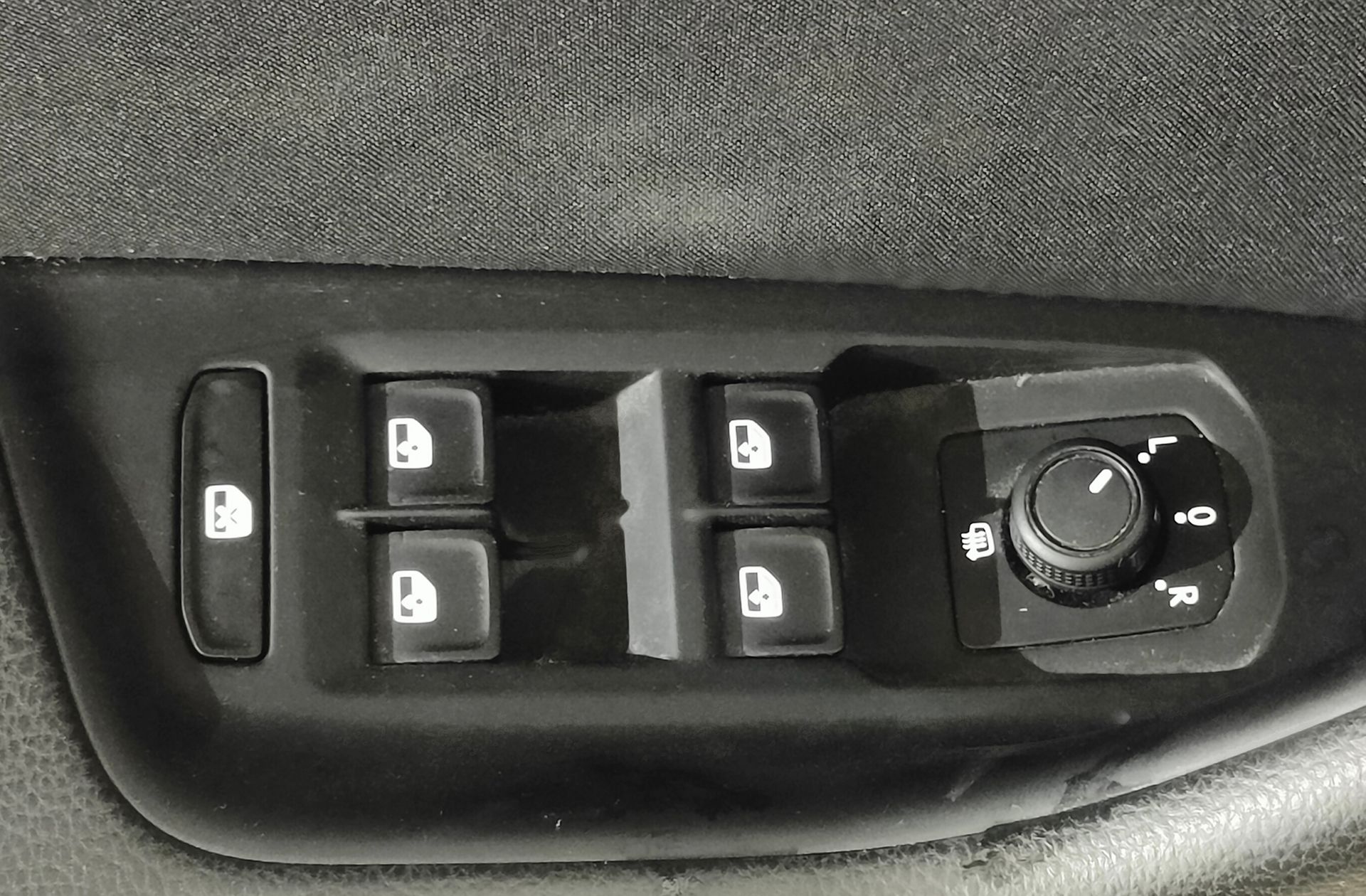 Volkswagen Passat 2.0 TDI DSG - foto 40