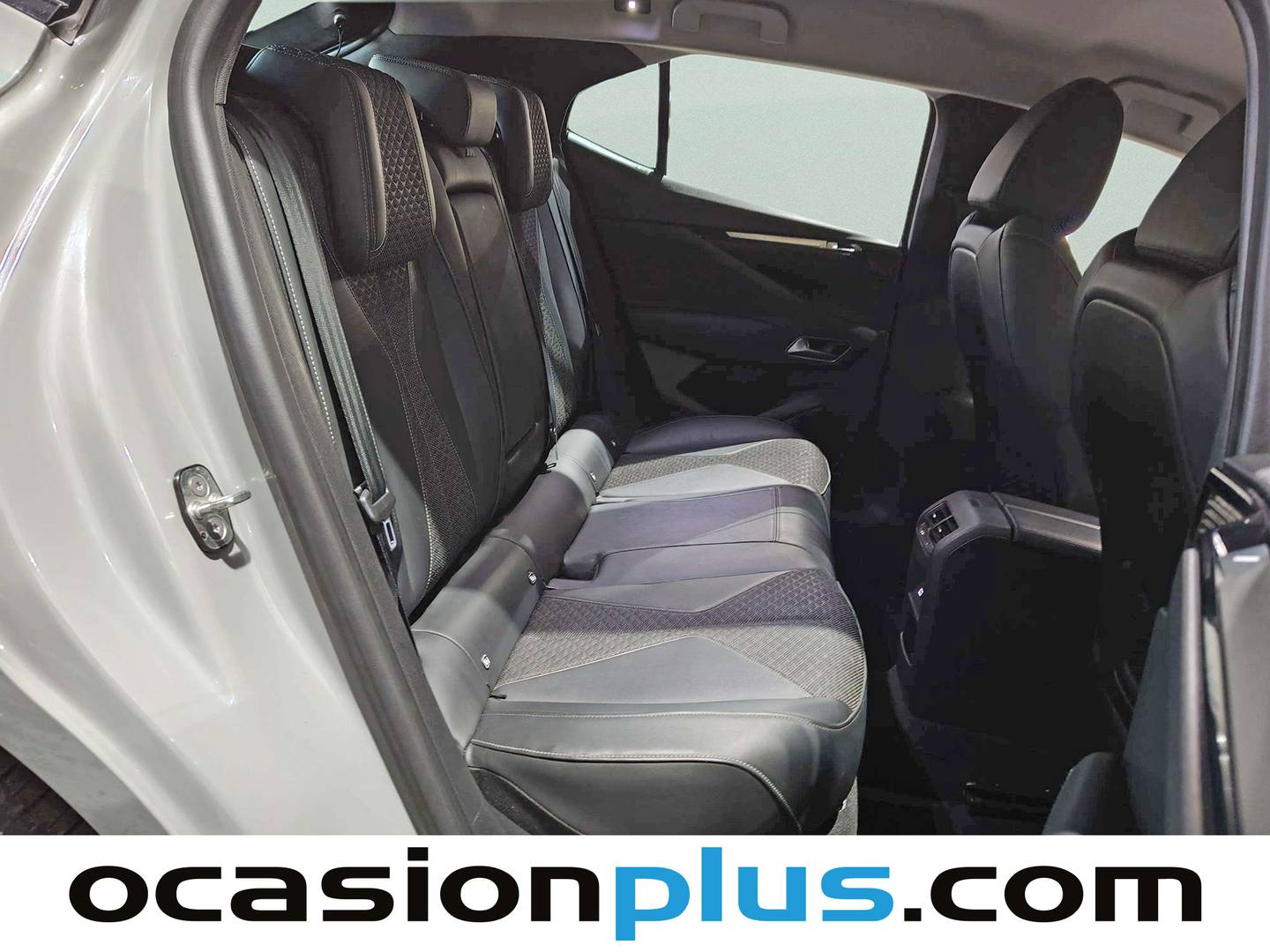 Foto DS DS 4 DS DS4 BlueHDi 130 Trocadero Auto (130 CV)