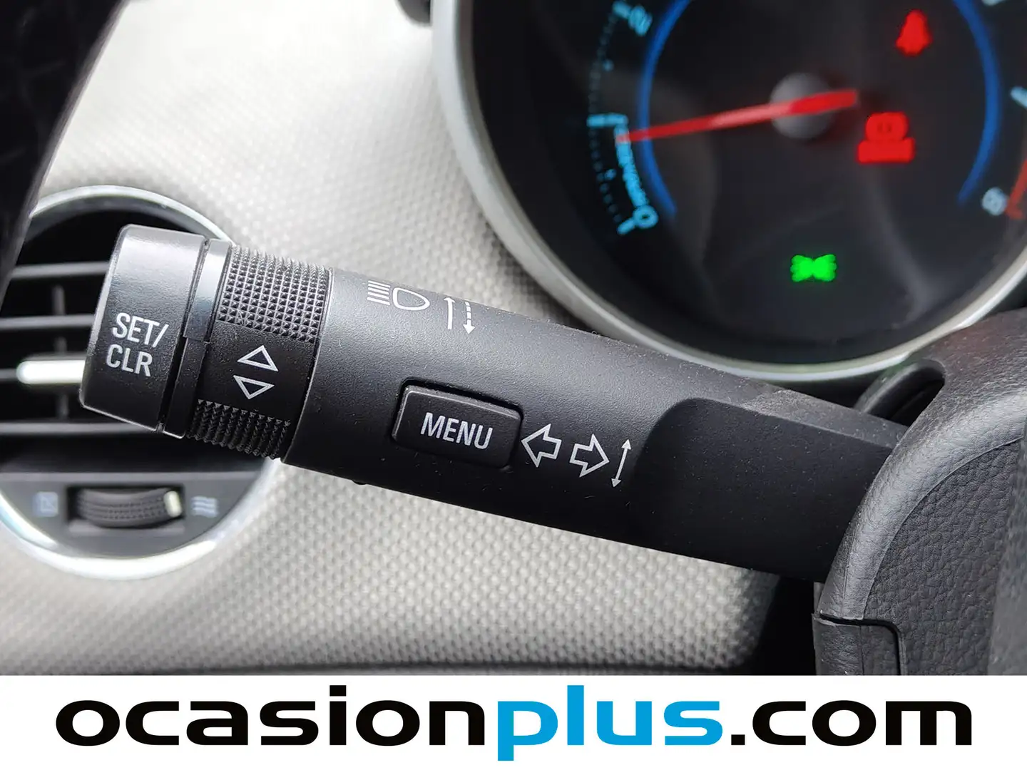 Foto Chevrolet Cruze Chevrolet Cruze 1.6 LS+ Clima (124 CV)