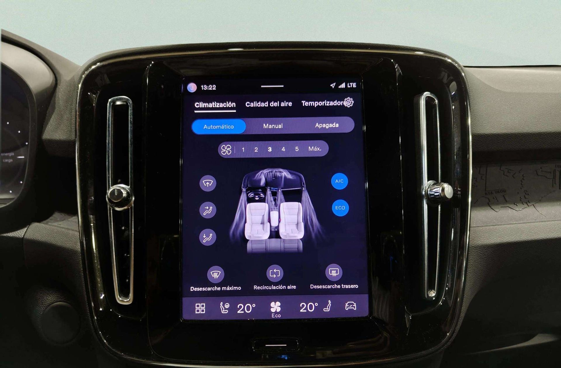 Volvo XC40 Recharge Plus - foto 26