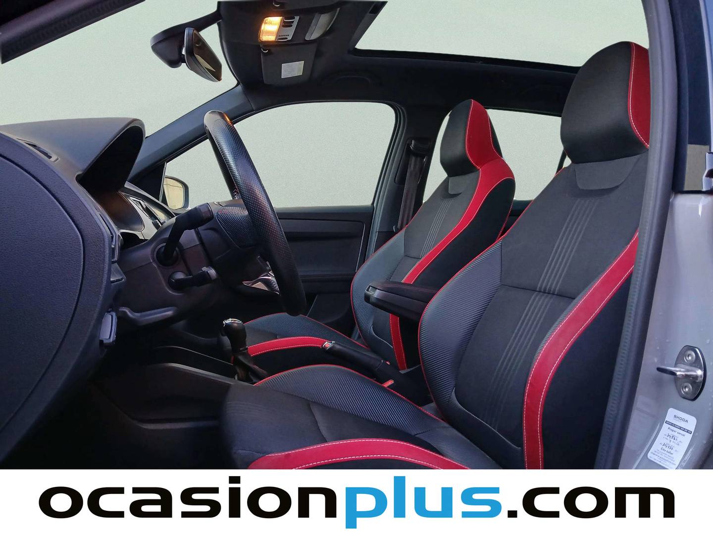 Foto asientos delanteros Skoda Fabia Skoda Fabia 1.0 TSI Monte Carlo DSG (95 CV)