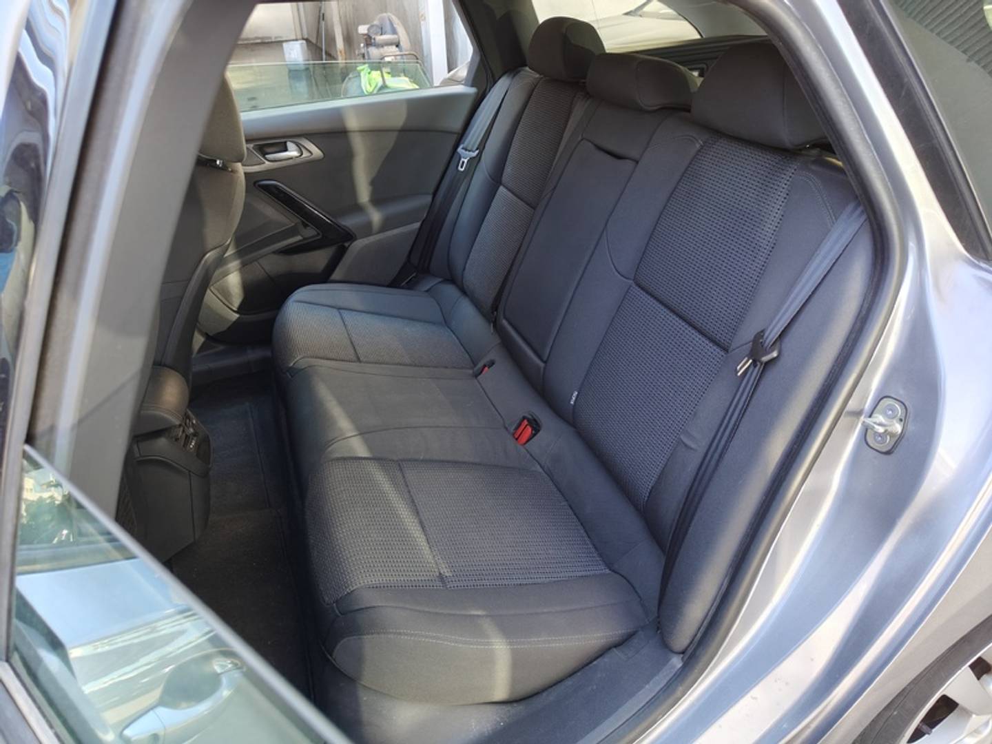 Foto Peugeot 508 Peugeot 508 SW Peugeot 508 SW 1.6 BlueHDI Active 88 kW (120 CV)