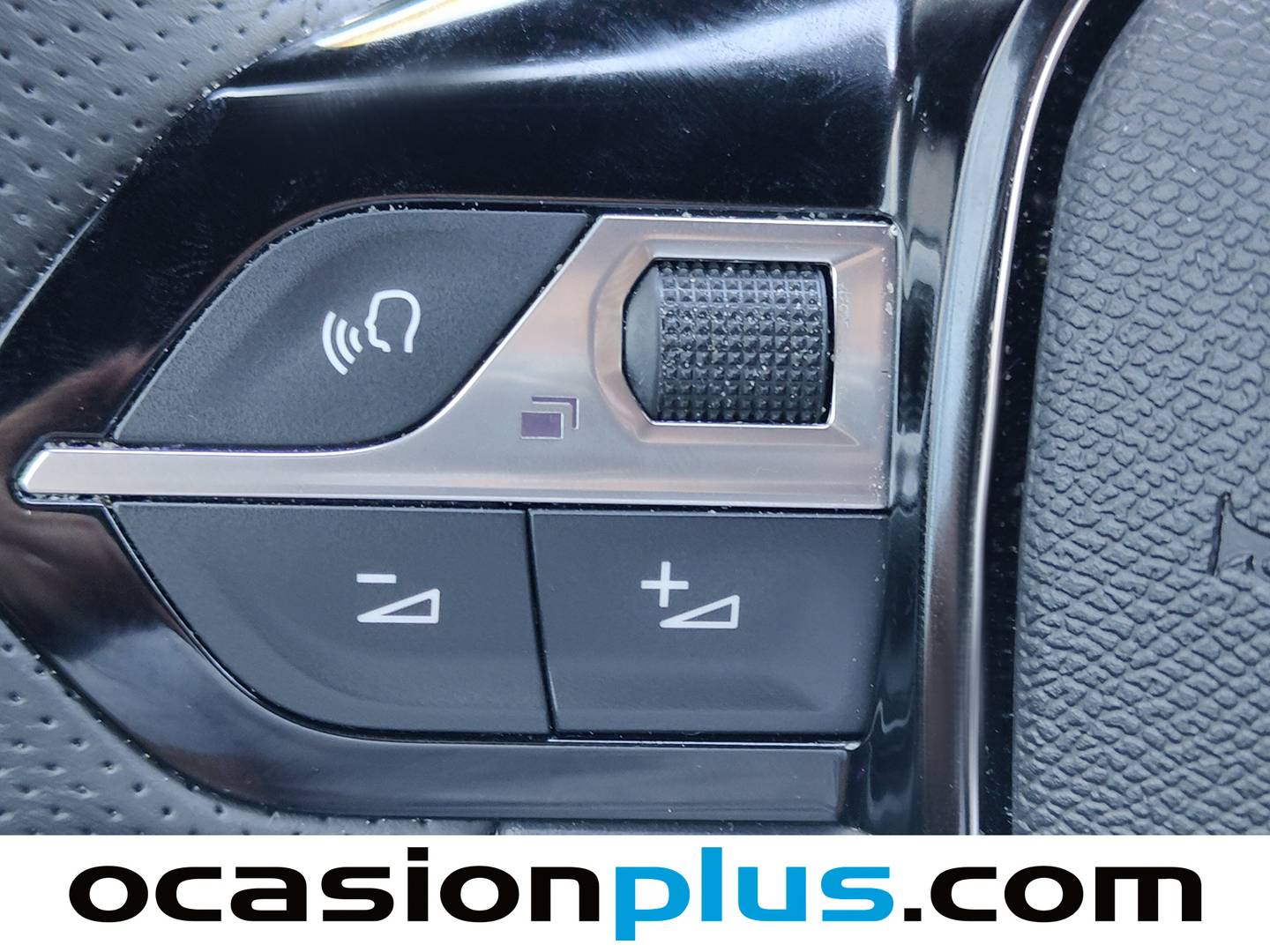 Peugeot 2008 Peugeot 2008 GT Hybrid eDCS6 (145 CV) seminuevo