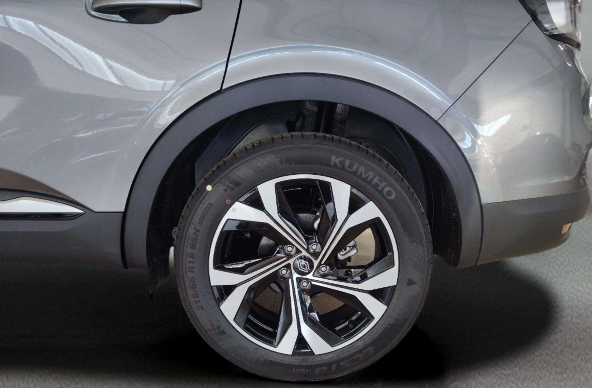 Renault Arkana Techno E-Tech full hybrid - foto 36