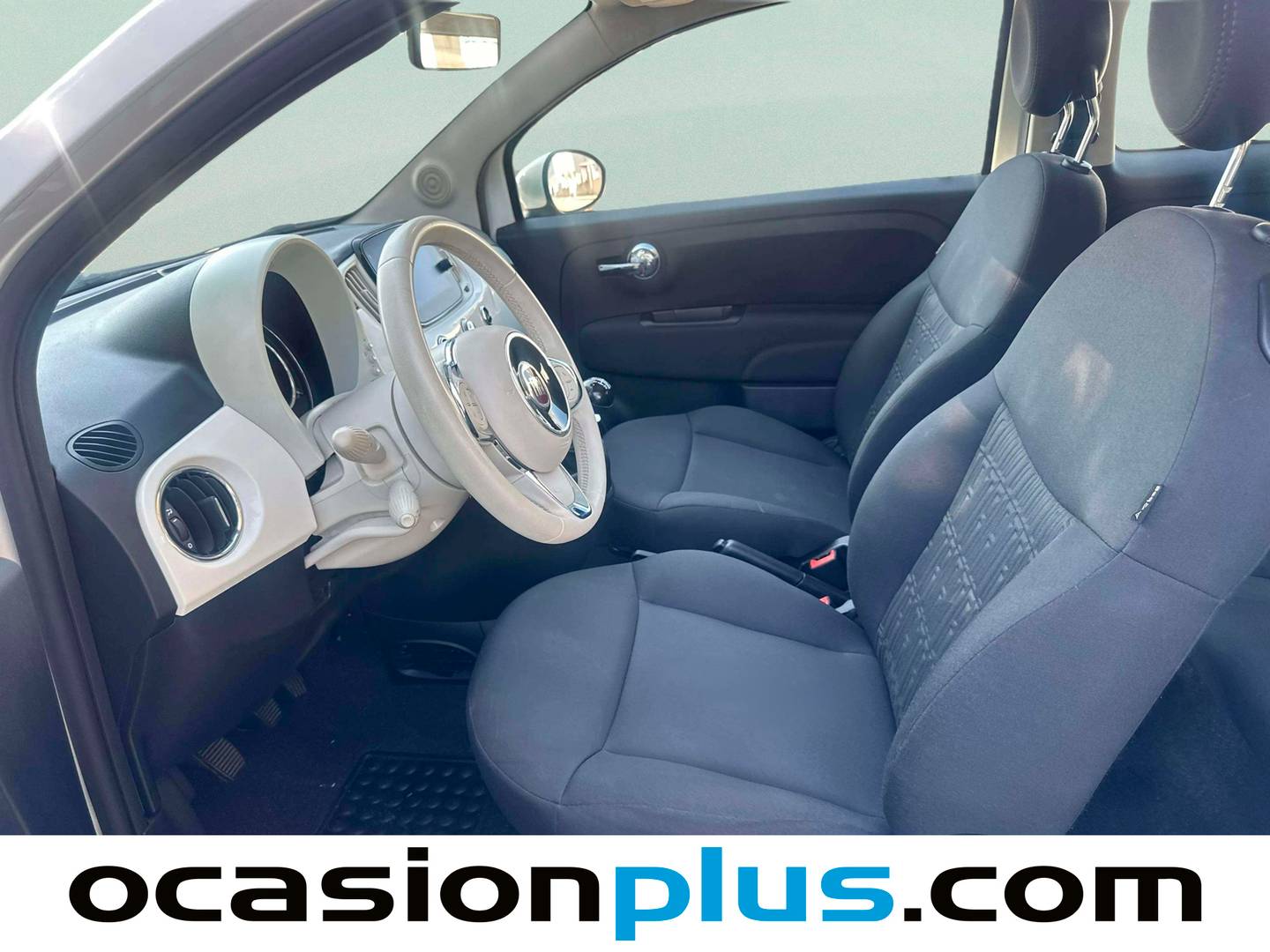 Foto asientos delanteros Fiat 500 Fiat 500 1.0 Hybrid Dolcevita (70 CV)