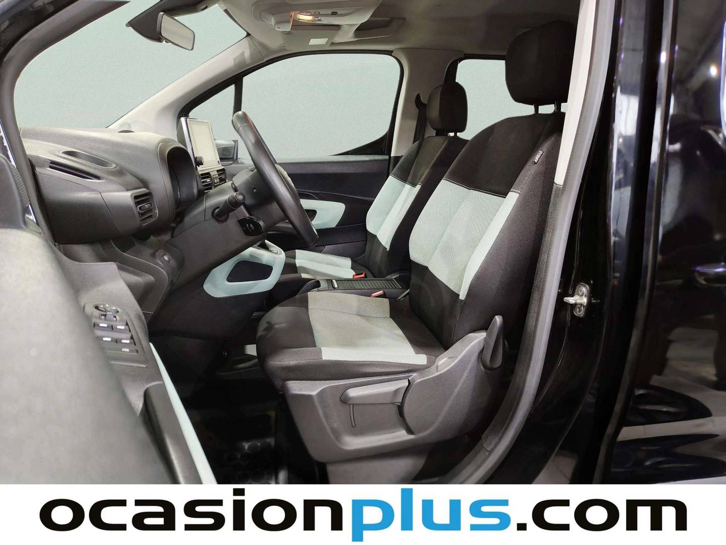 Foto asientos delanteros Citroën Berlingo Citroën Berlingo Combi BlueHDi 100 S&S Talla M 100 Años (102 CV)