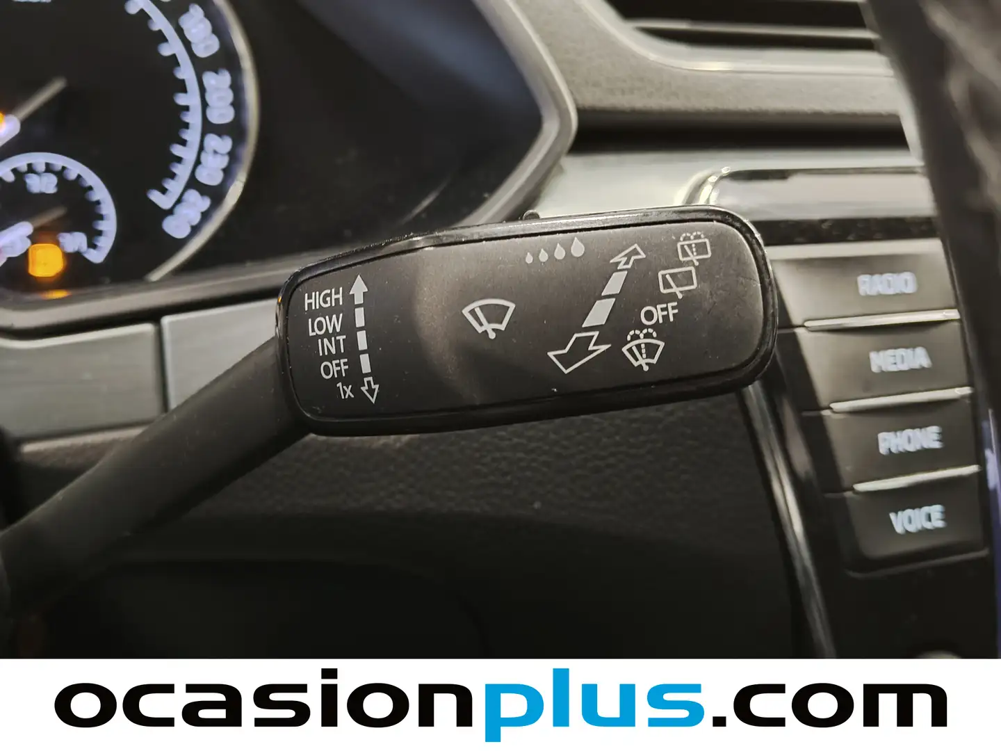 Foto Skoda Superb Skoda Superb Combi 2.0 TDI Ambition (150 CV)