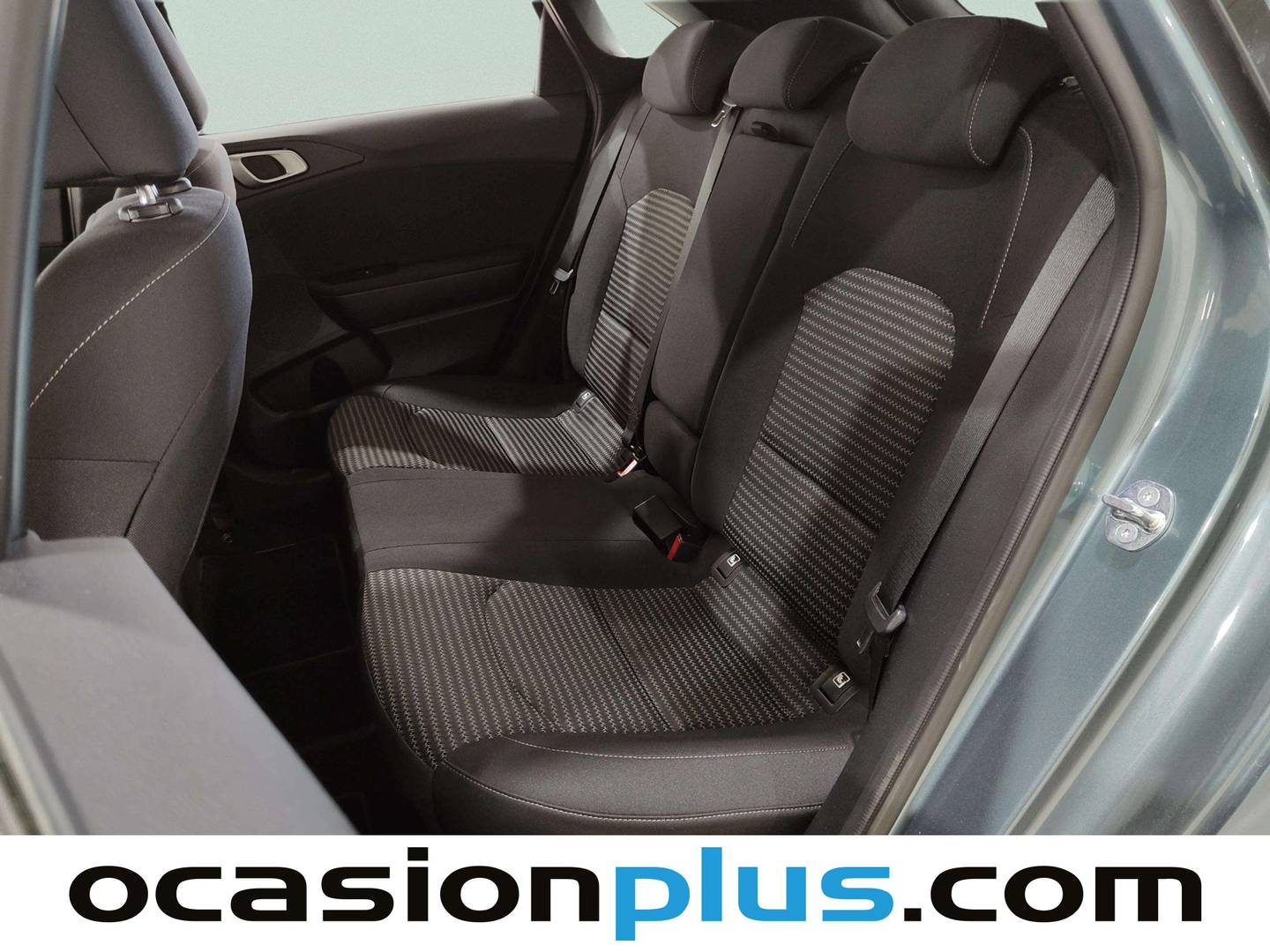 Foto asientos traseros KIA Ceed KIA Ceed 1.0 T-GDI Drive (100 CV)