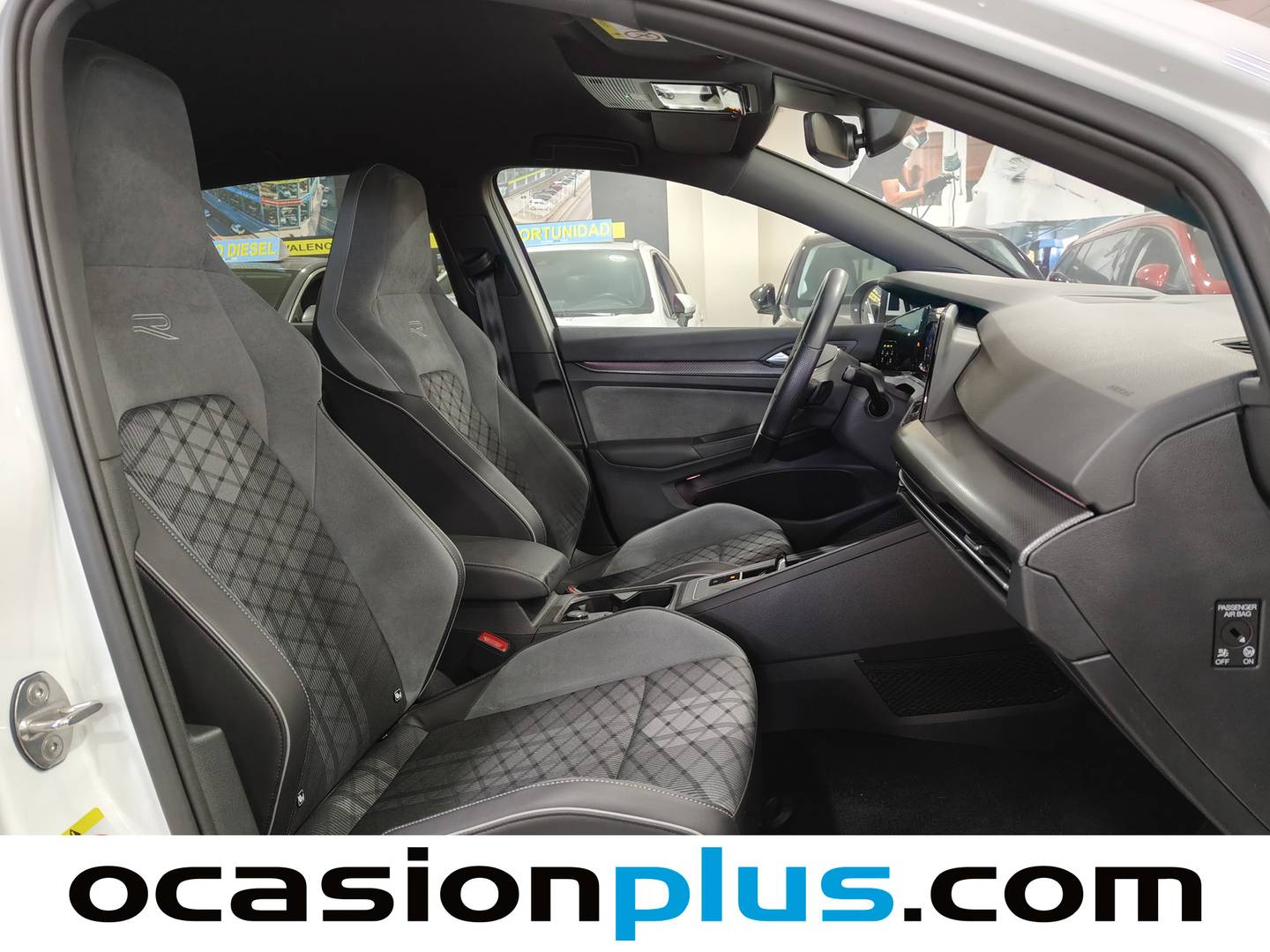 Volkswagen Golf Volkswagen Golf R-Line 1.5 eTSI (150 CV) DSG de segunda mano