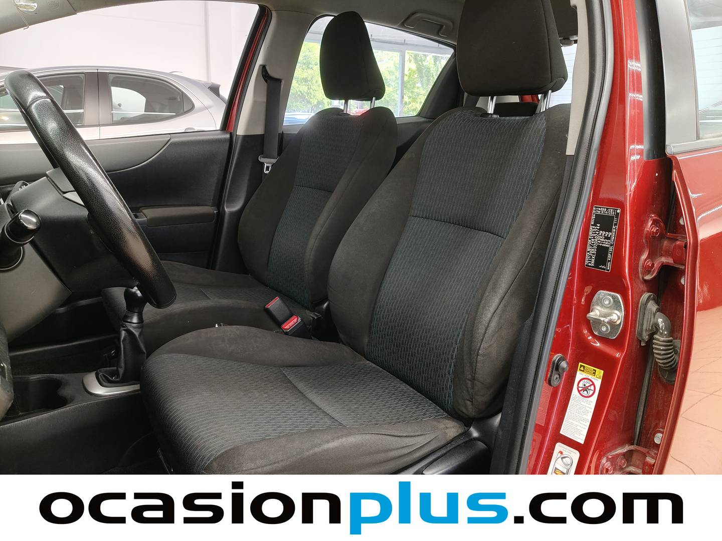 Foto asientos delanteros Toyota Yaris Toyota Yaris 1.0 Active (69 CV)