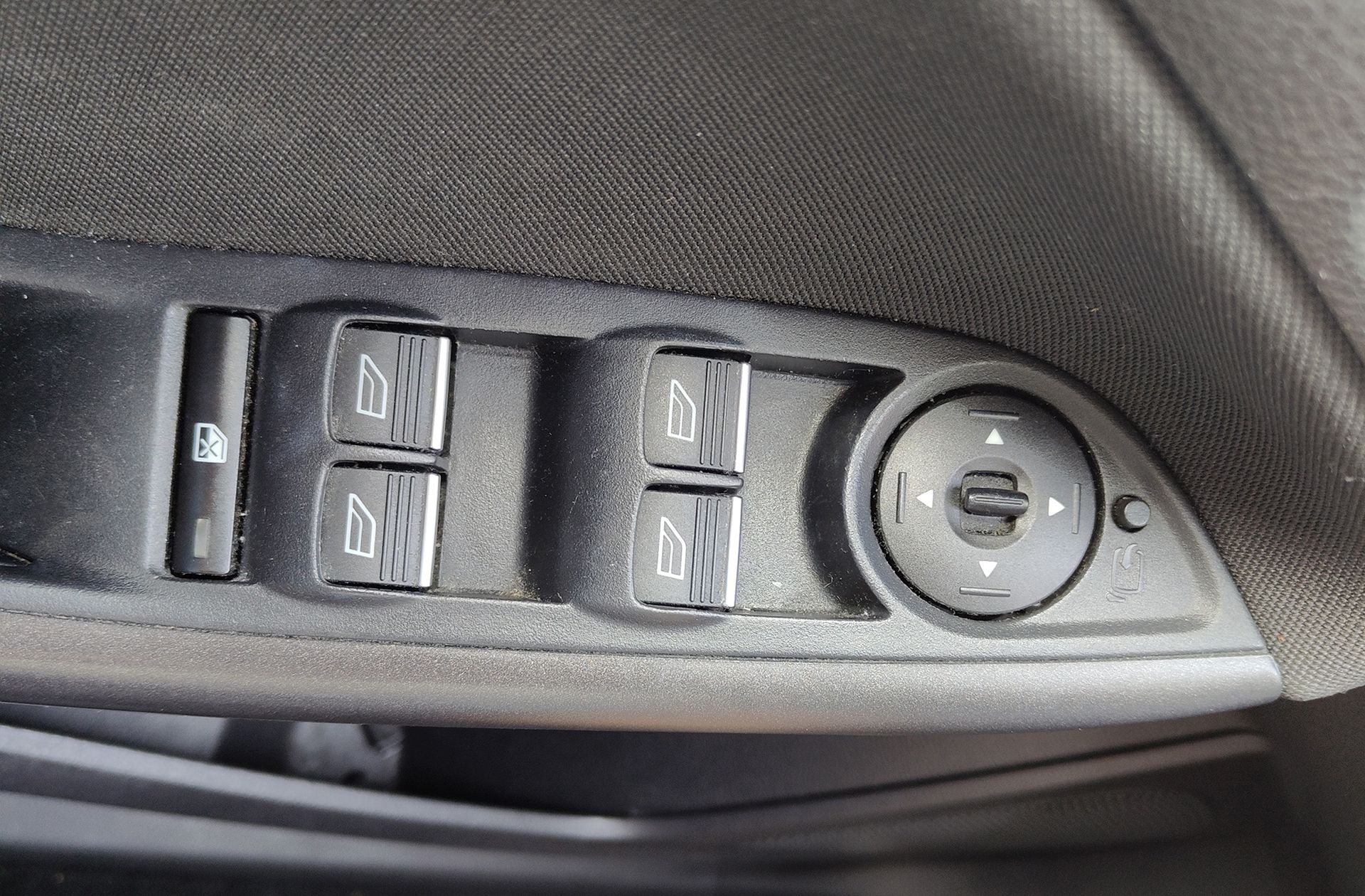 Ford Focus 1.0 EcoBoost Trend+ - foto 35